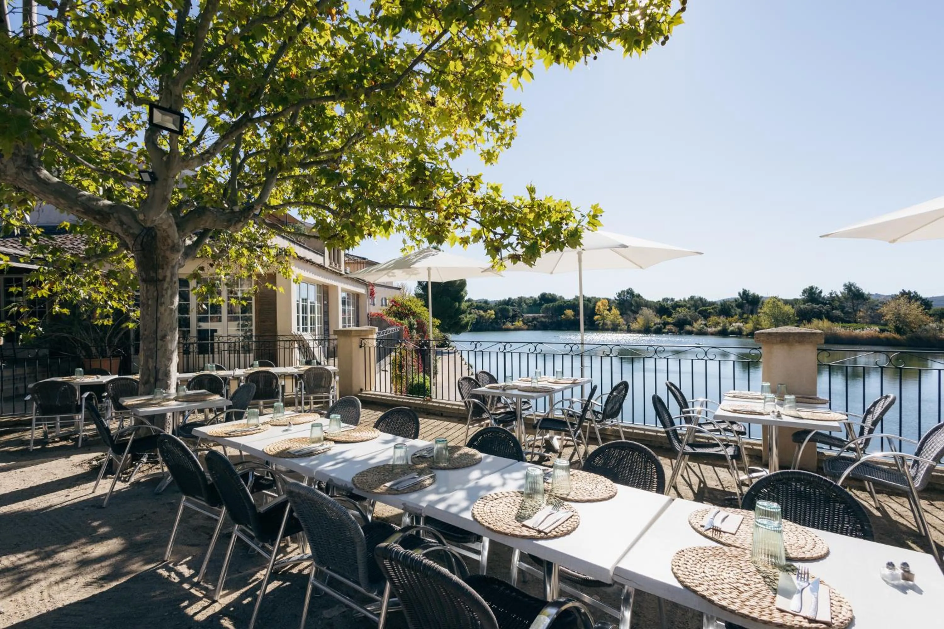 Property building in Village Pierre & Vacances Pont Royal en Provence