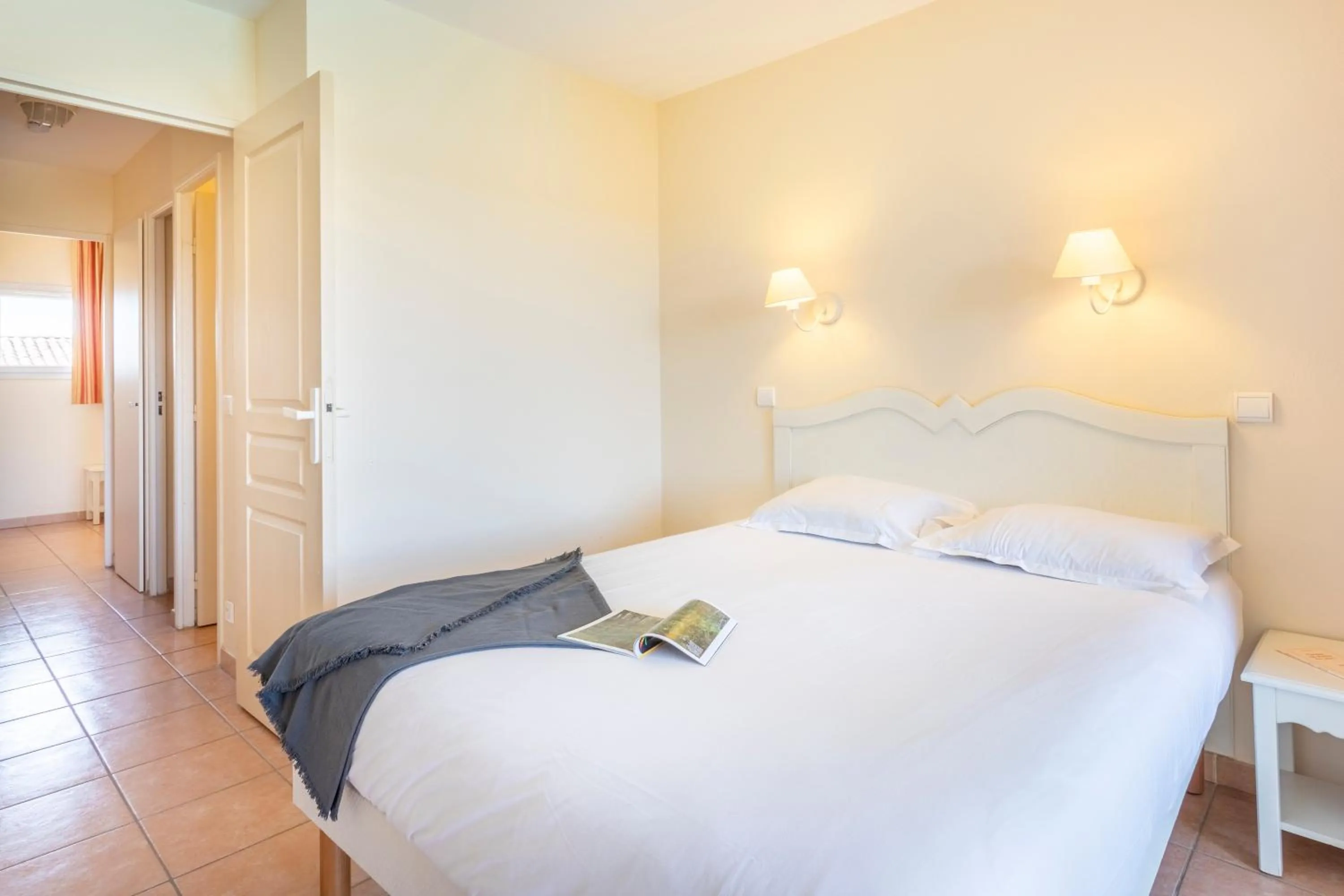 Bed in Village Pierre & Vacances Pont Royal en Provence