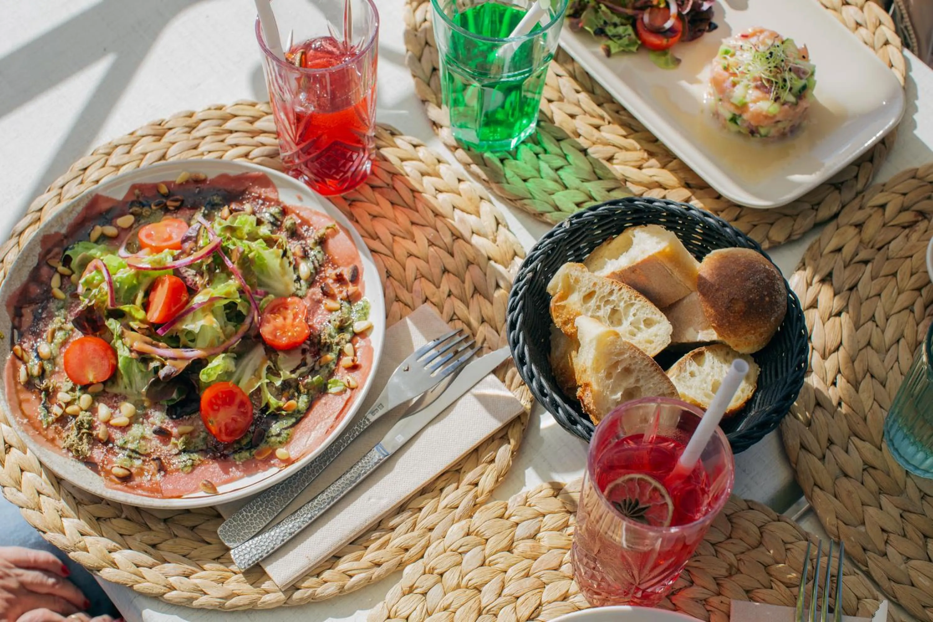 Food and drinks in Village Pierre & Vacances Pont Royal en Provence