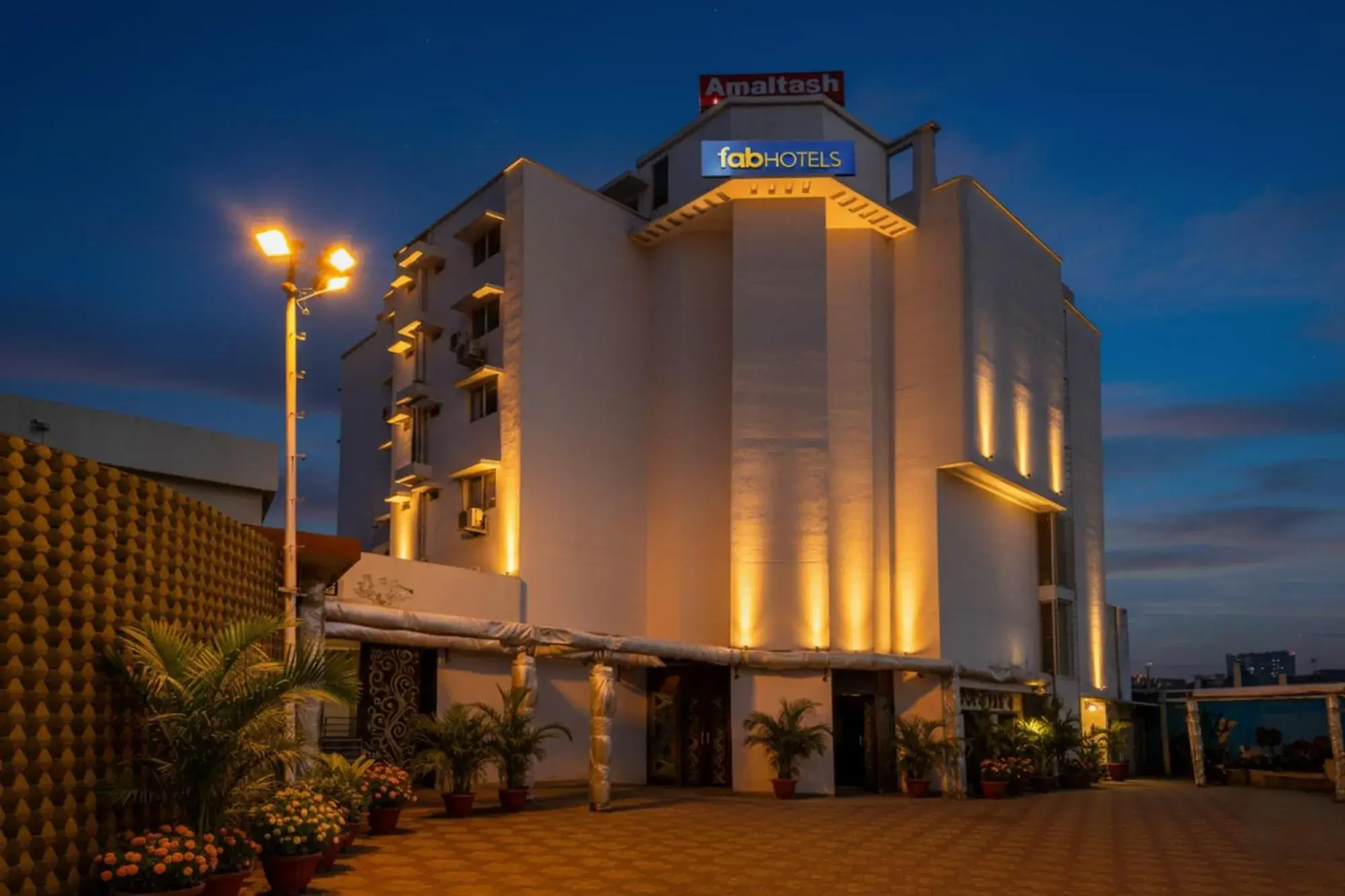 Property building in FabHotel Amaltas Property building in FabHotel Amaltas