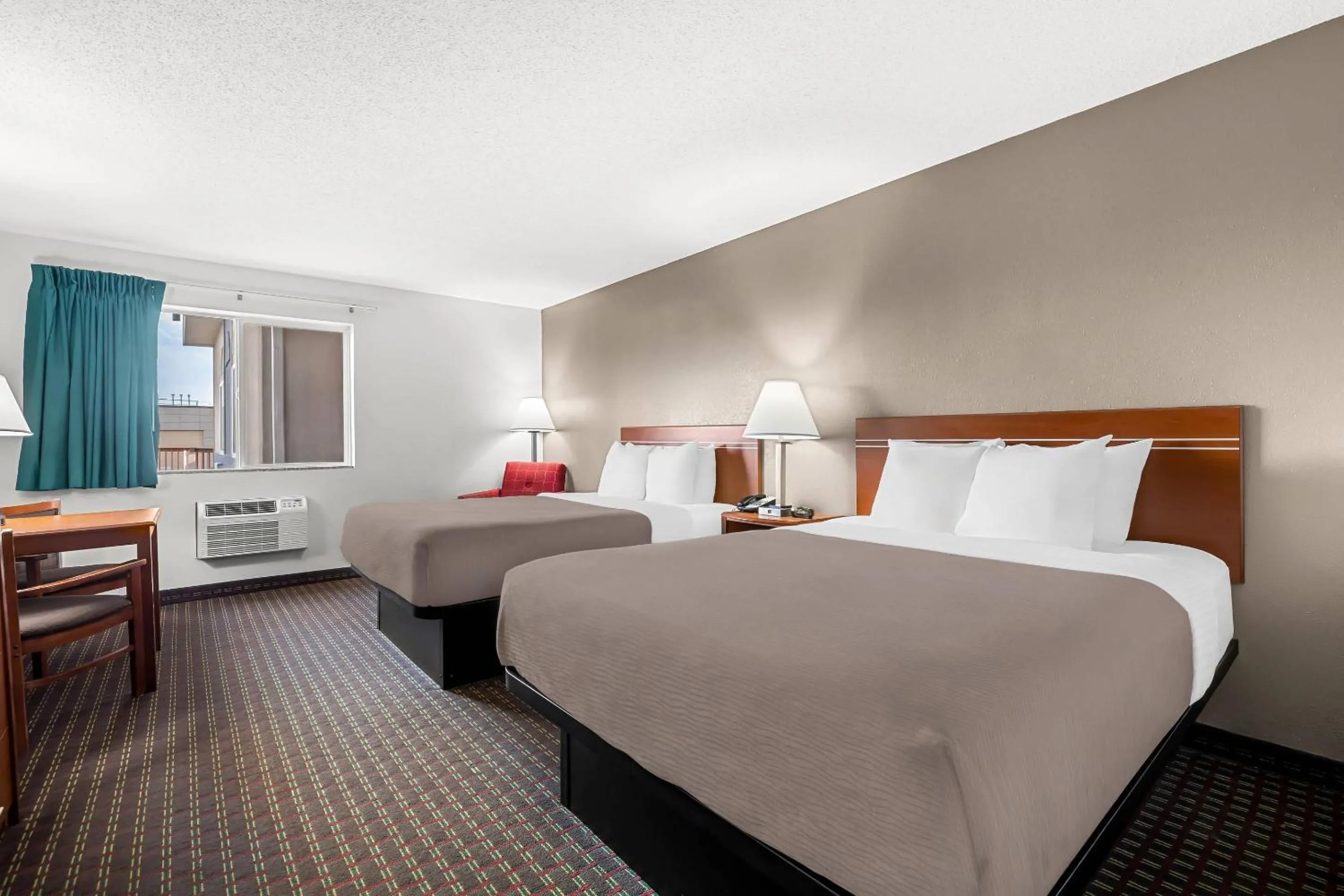 Bedroom, Bed in Rodeway Inn Rapid City North