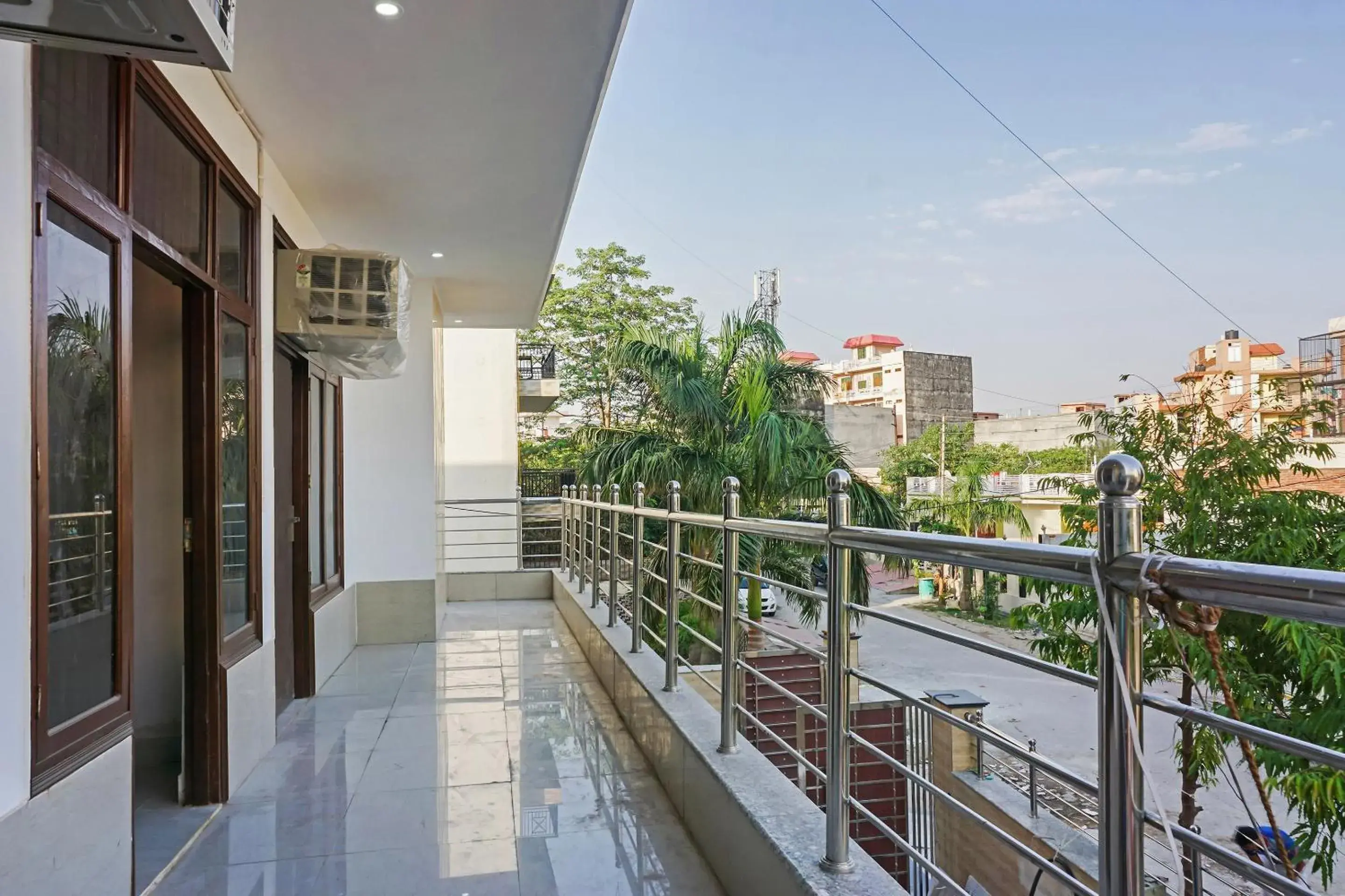 Balcony/Terrace in OYO 37169 Hotel Quadis