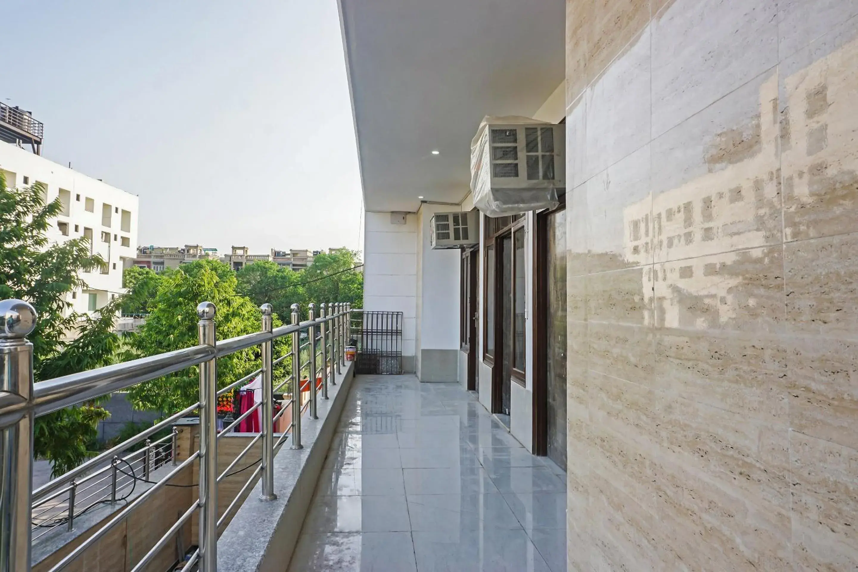 Balcony/Terrace in OYO 37169 Hotel Quadis