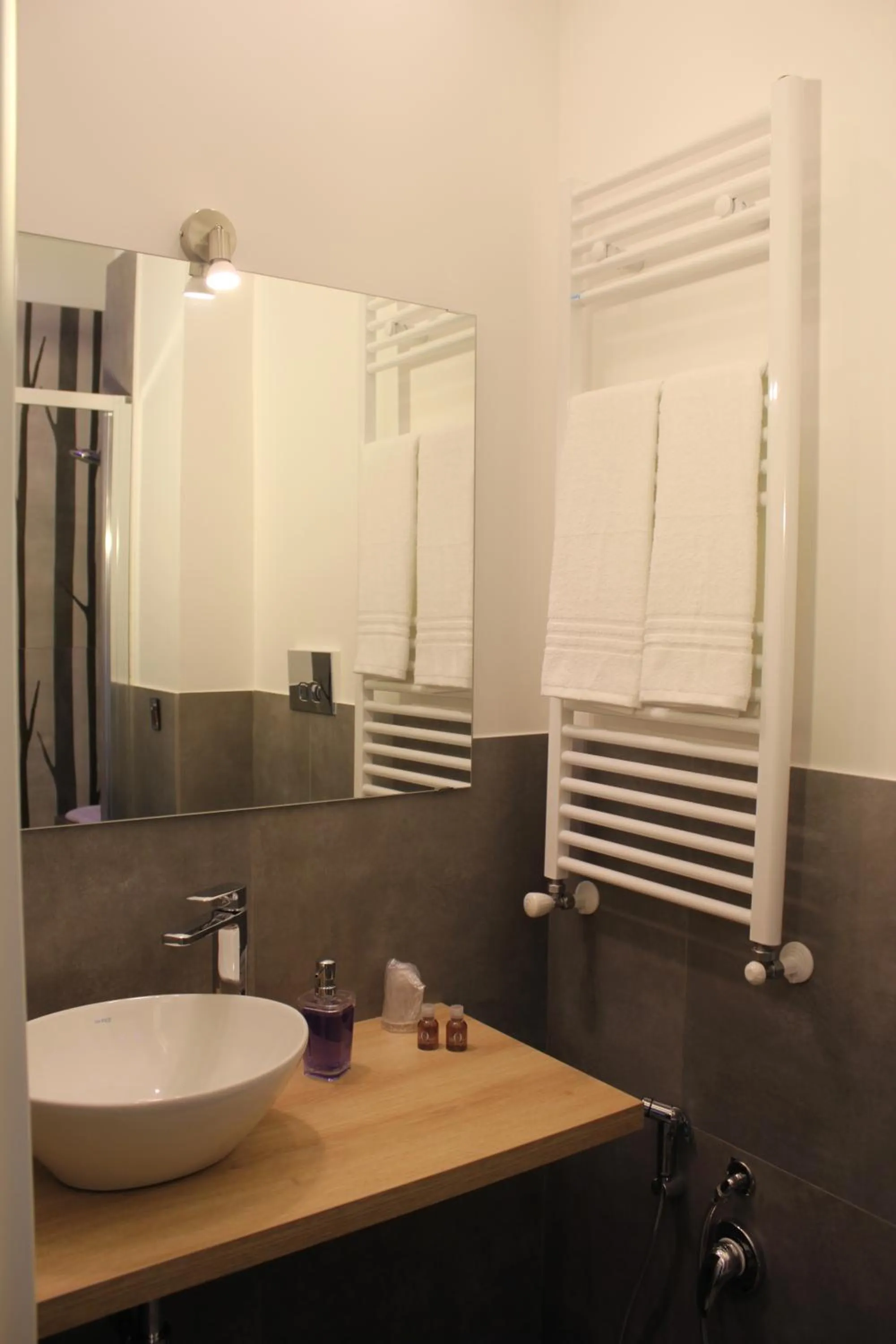 Bathroom in LA FINESTRA SUL PORTO