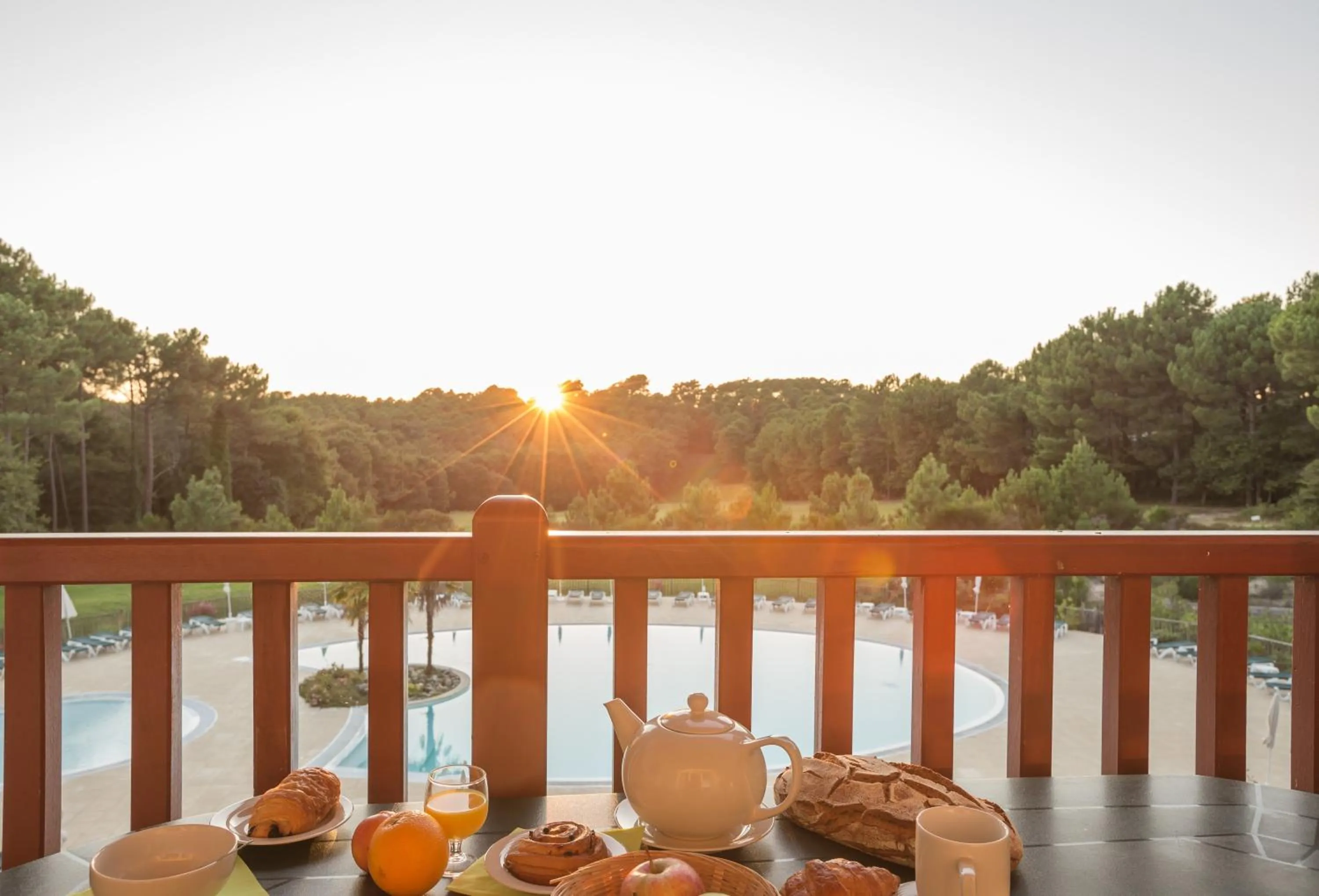 Patio in Résidence Pierre & Vacances Le Domaine de Gascogne