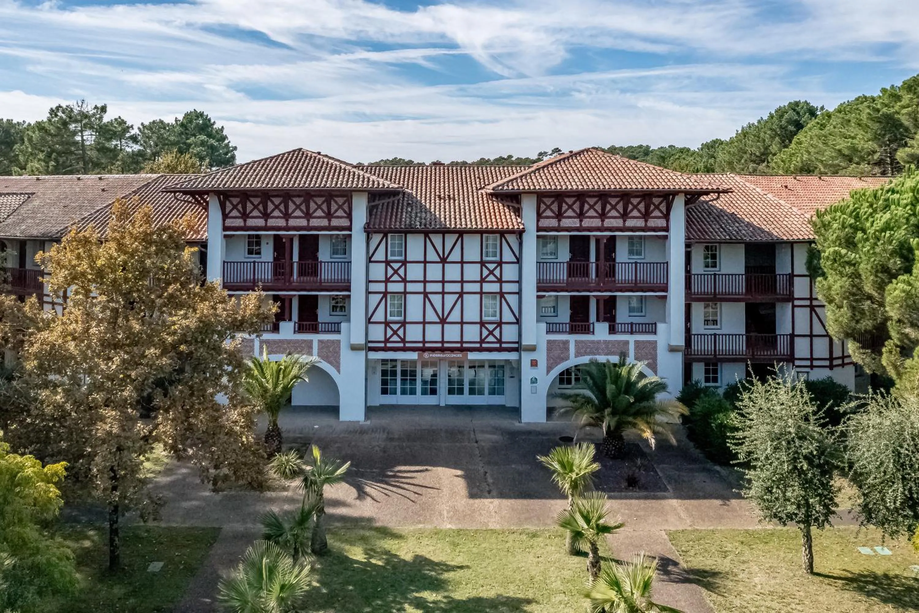Property building in Résidence Pierre & Vacances Le Domaine de Gascogne