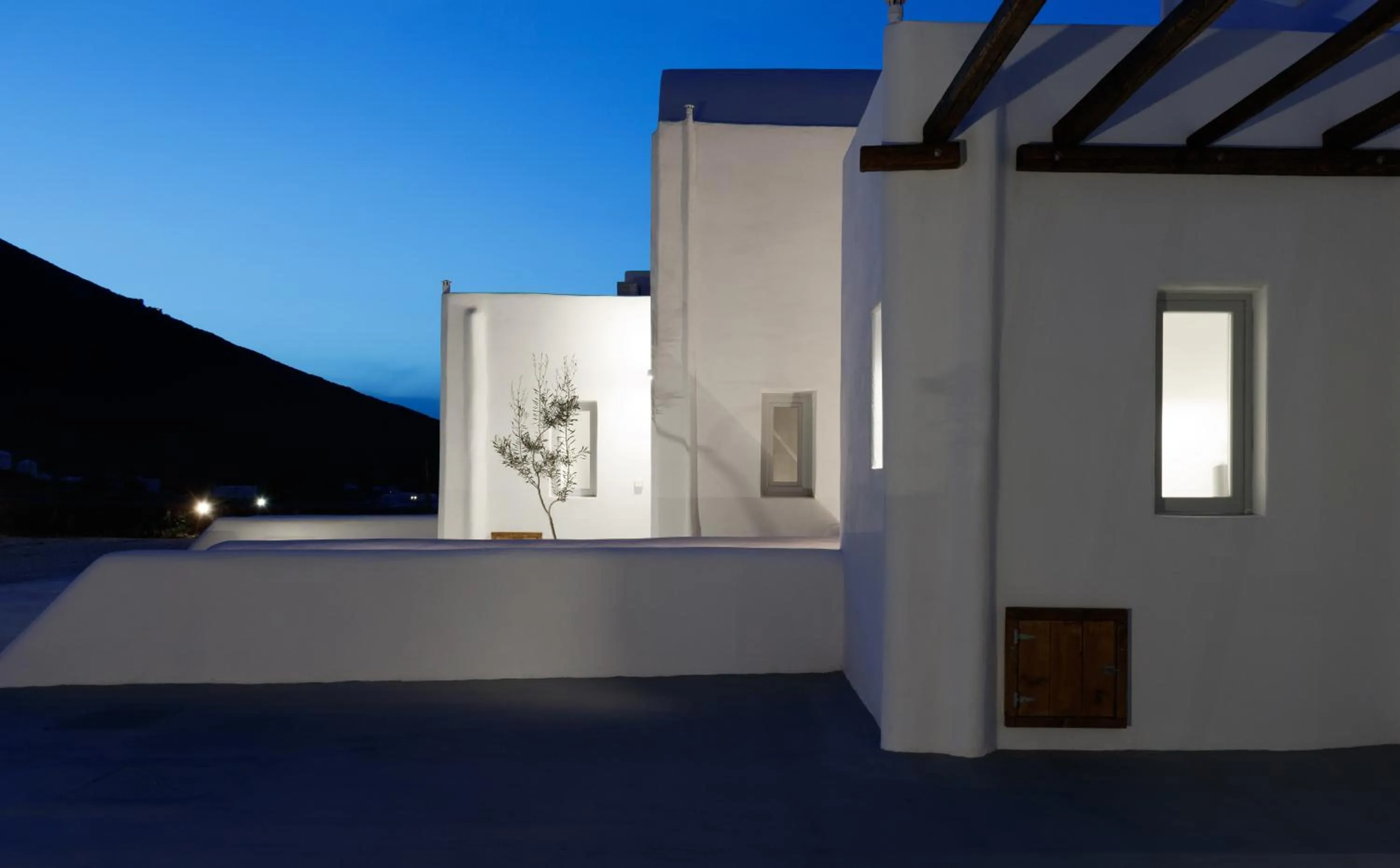 Property building in Bianco Diverso Suites