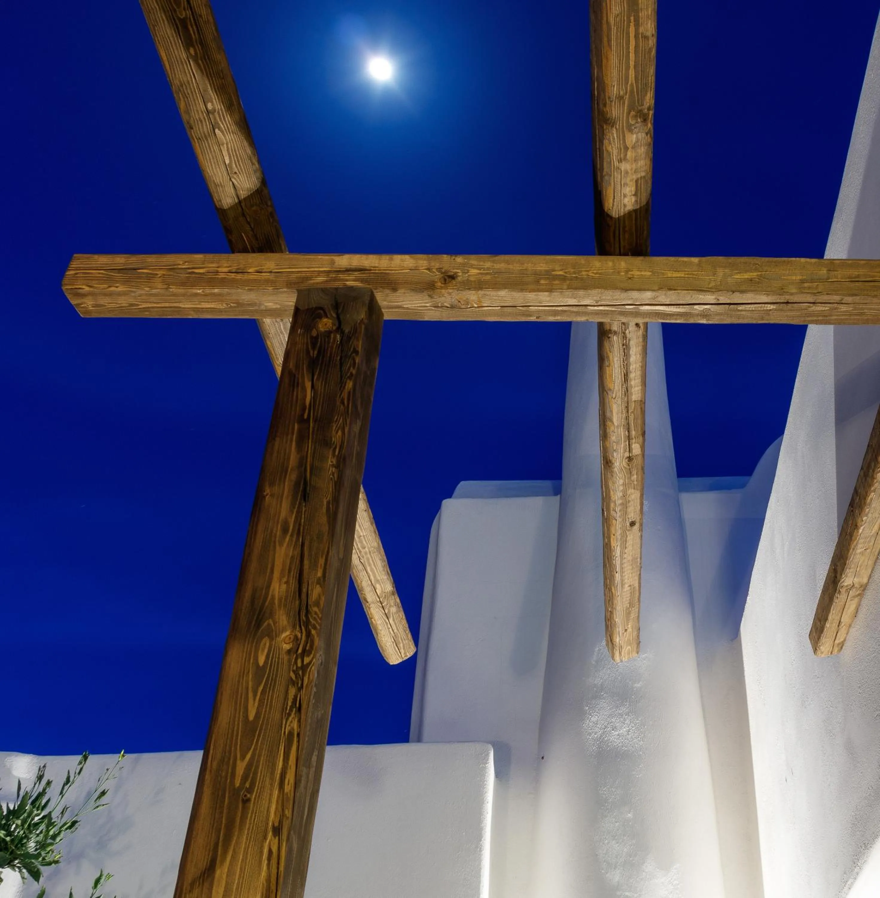 Property building in Bianco Diverso Suites