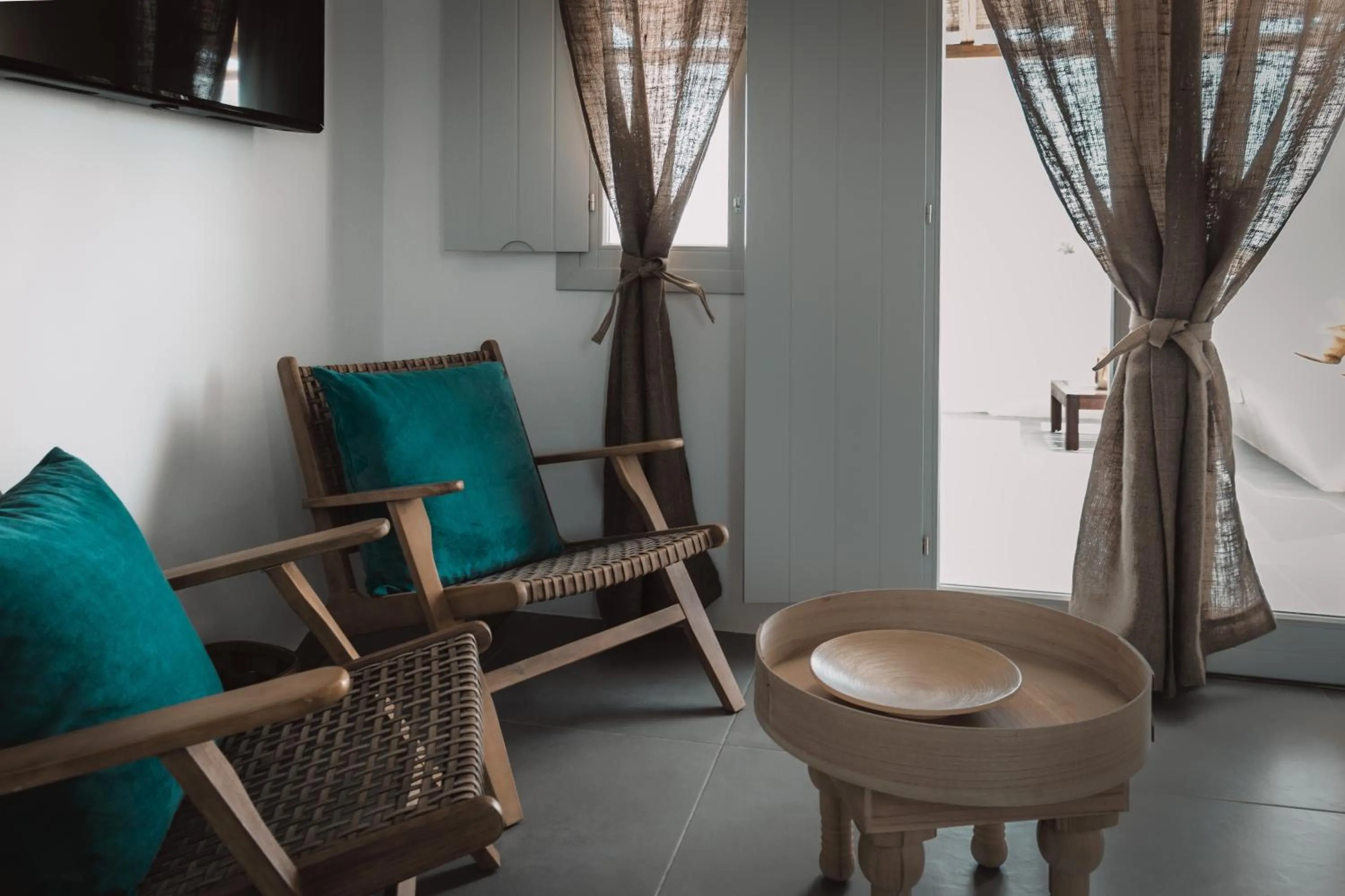 Day in Bianco Diverso Suites