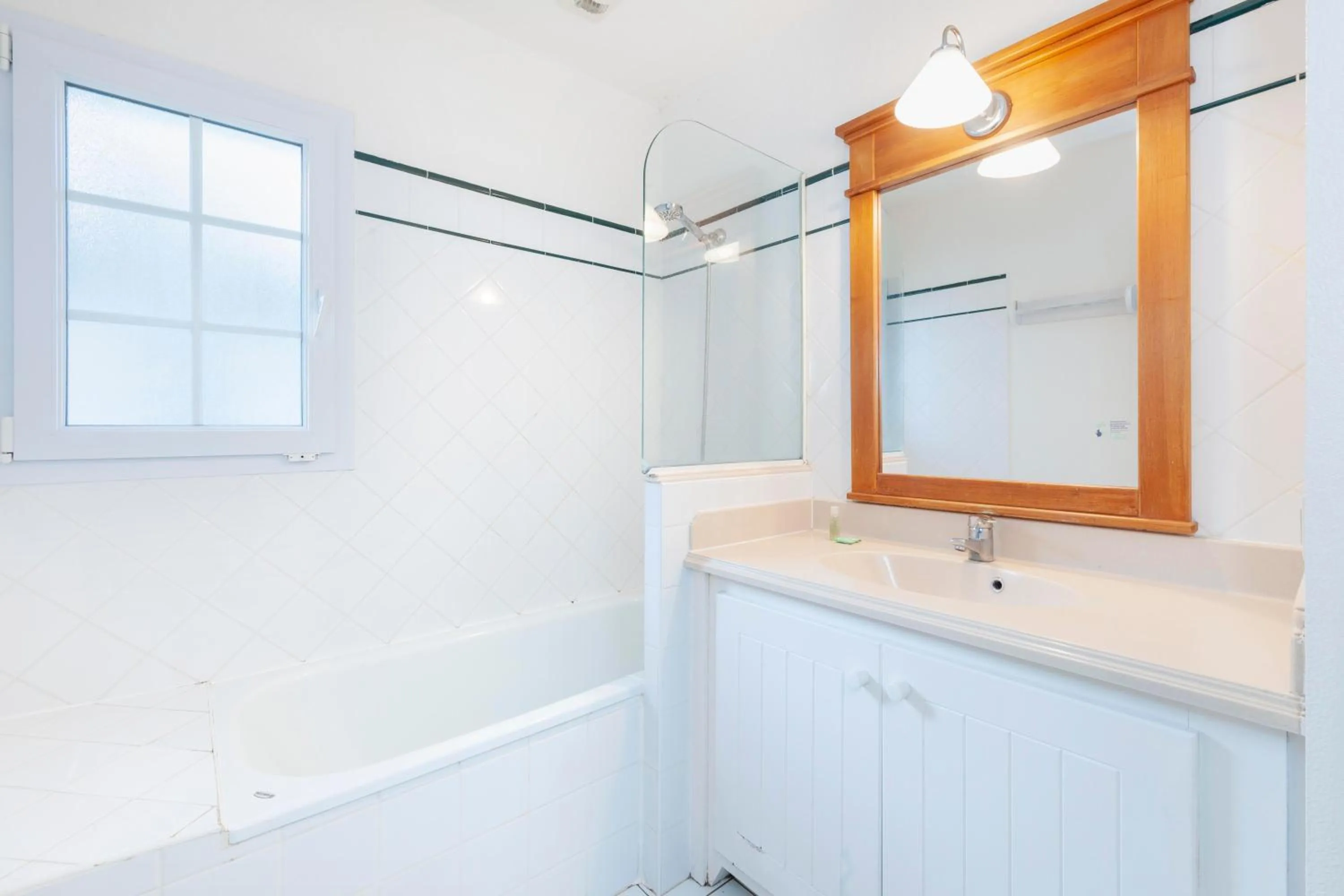 Bathroom in Village Pierre & Vacances Moliets