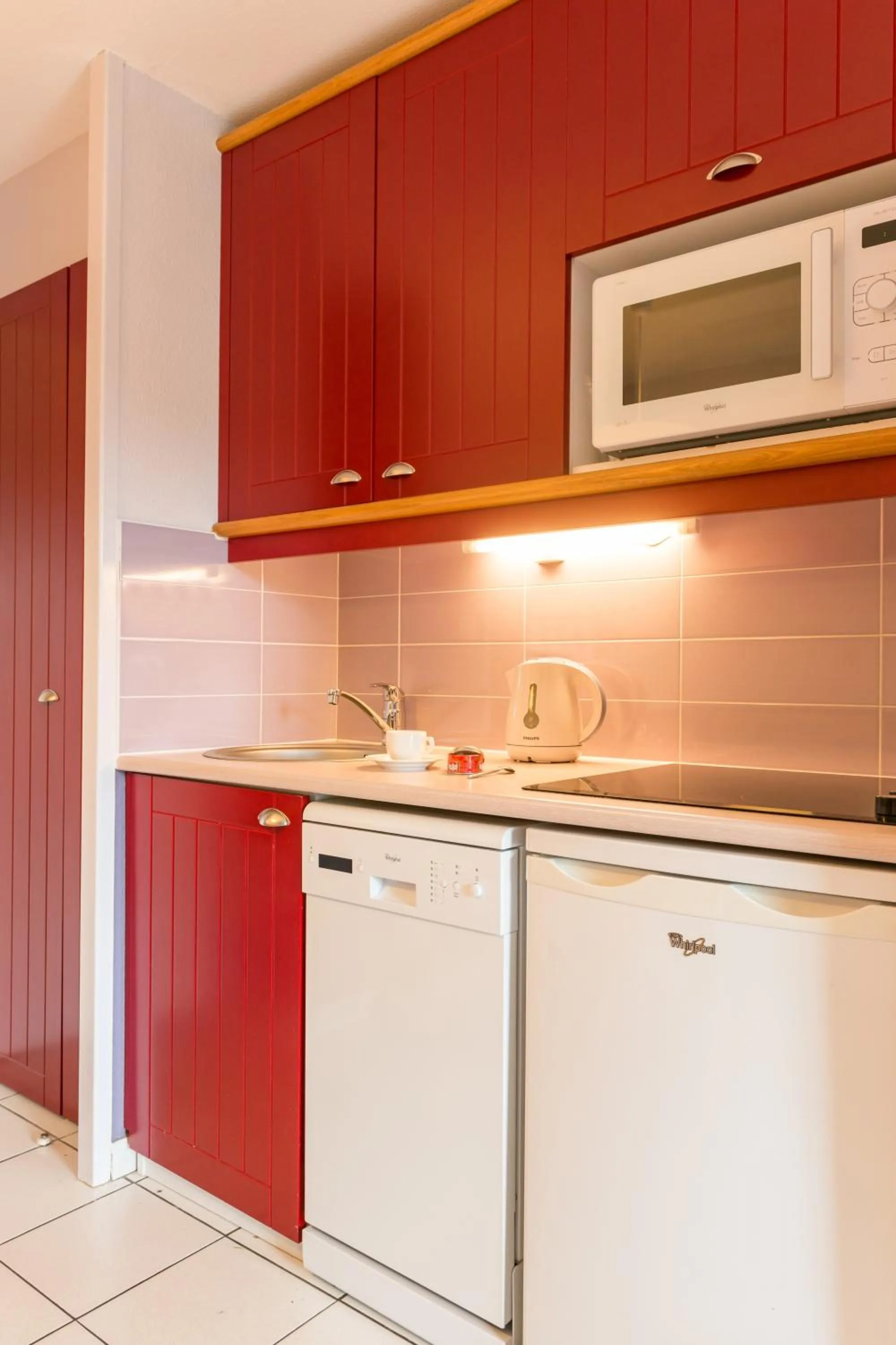 Kitchen or kitchenette in Village Pierre & Vacances Moliets
