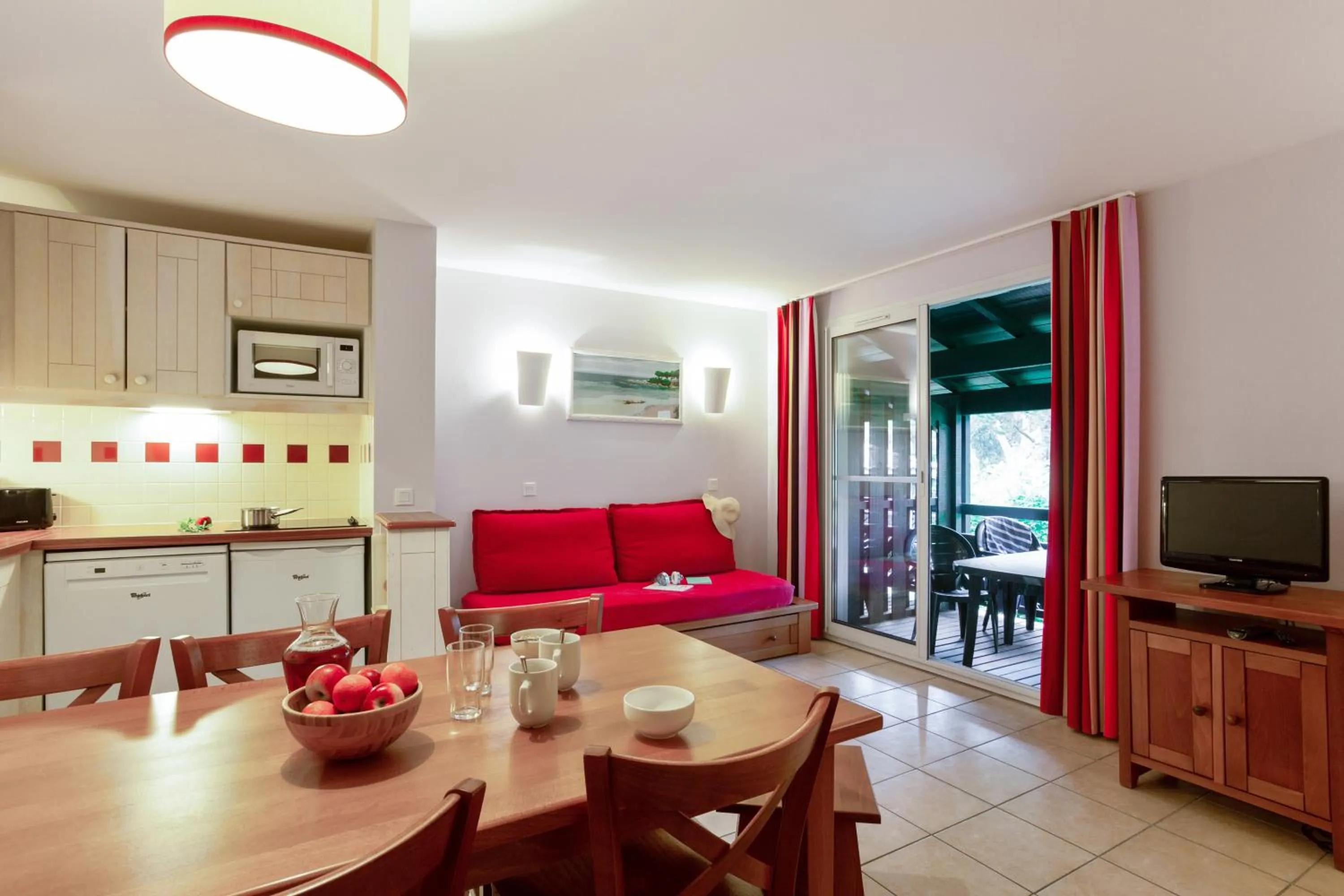 TV and multimedia in Village Pierre & Vacances Moliets