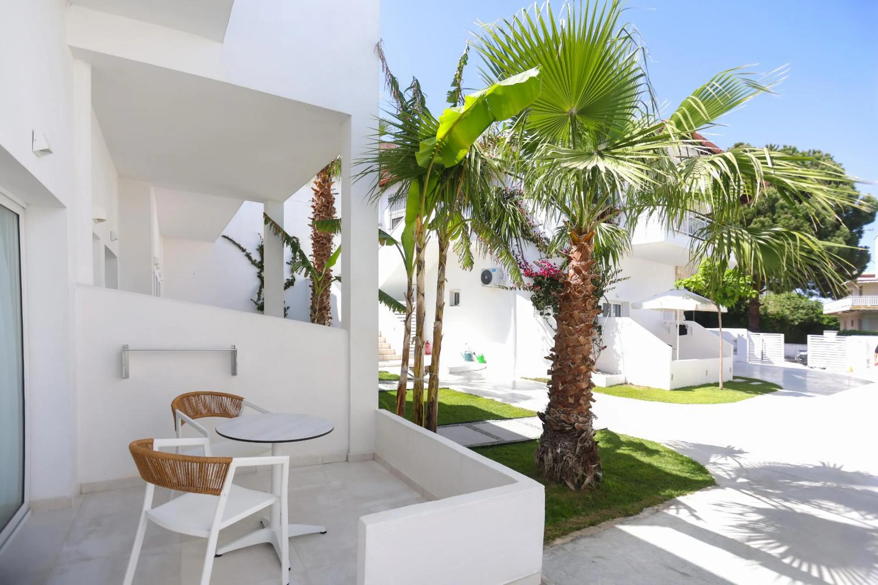 Lefko Suites