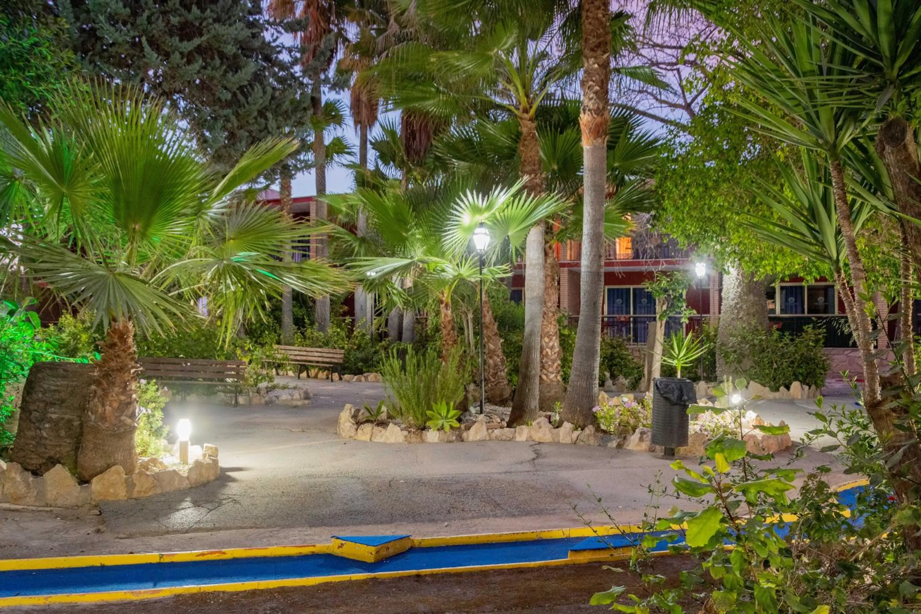 Property building in APARTAMENTOS PALASIET