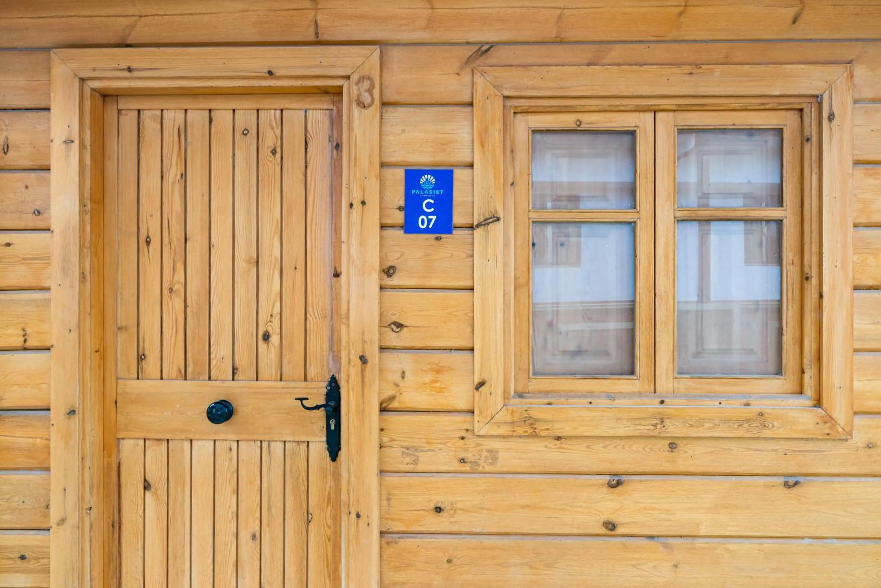 APARTAMENTOS PALASIET