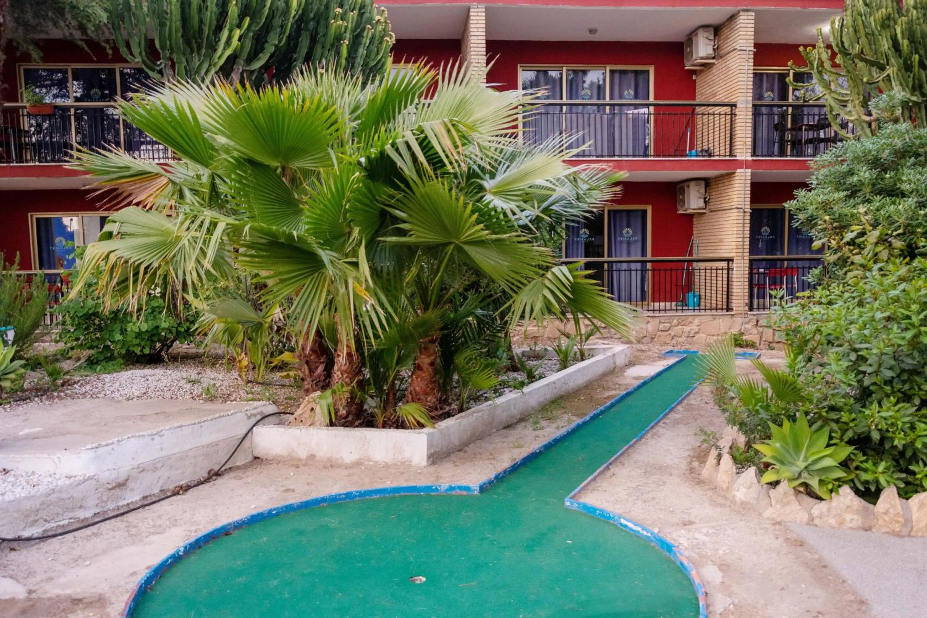 Property building in APARTAMENTOS PALASIET