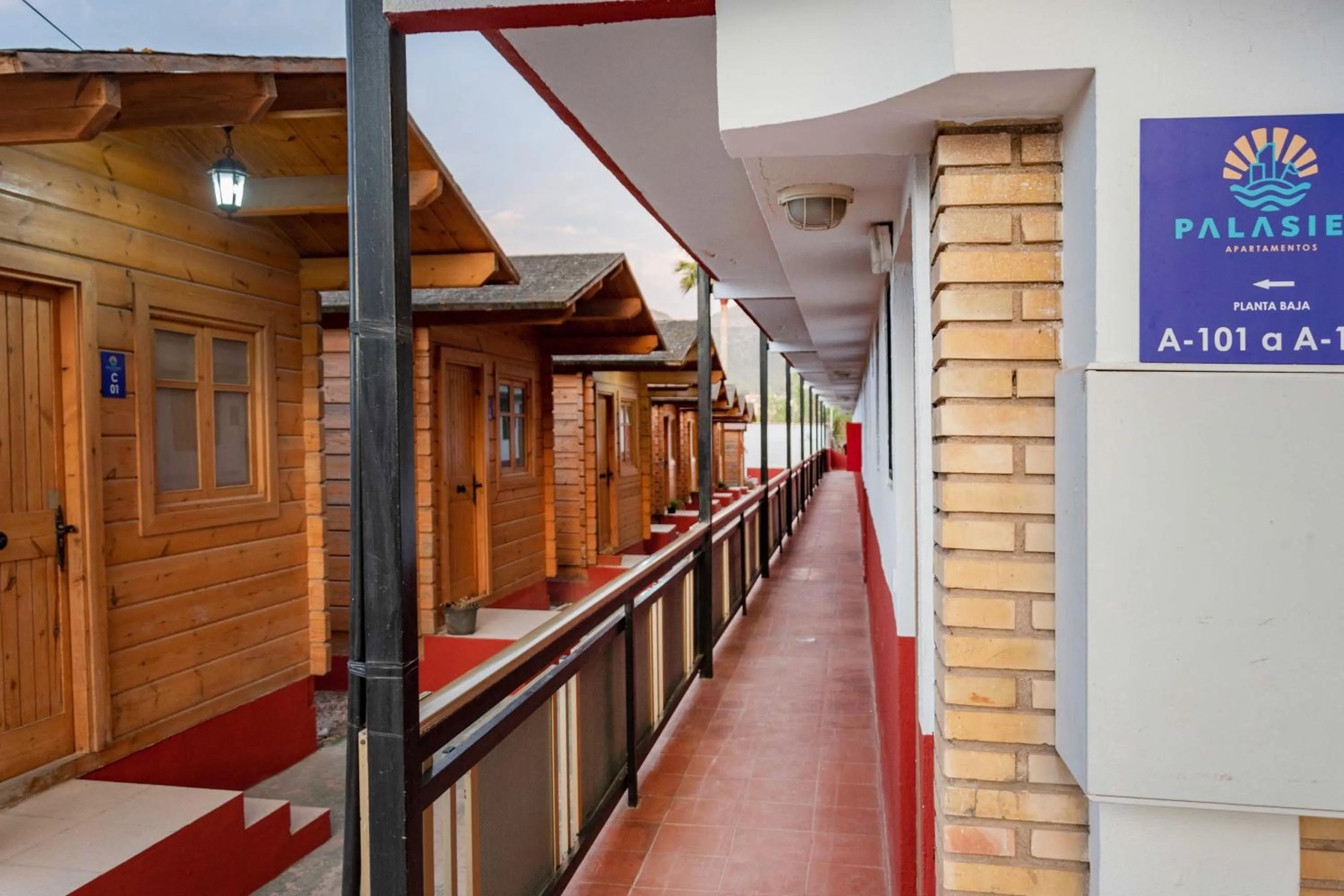 Day in APARTAMENTOS PALASIET