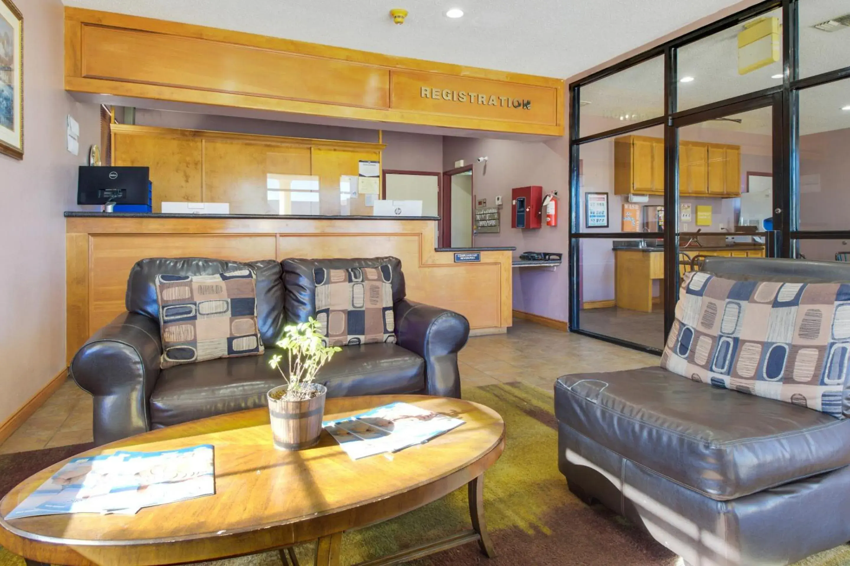 Lobby or reception in OYO Hotel Ingleside TX Lobby or reception in OYO Hotel Ingleside TX