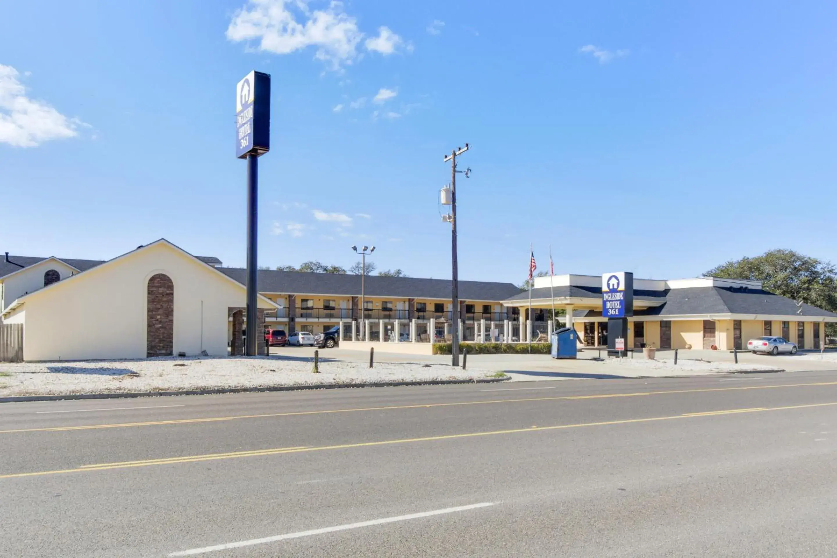 Facade/entrance in OYO Hotel Ingleside TX Facade/entrance in OYO Hotel Ingleside TX