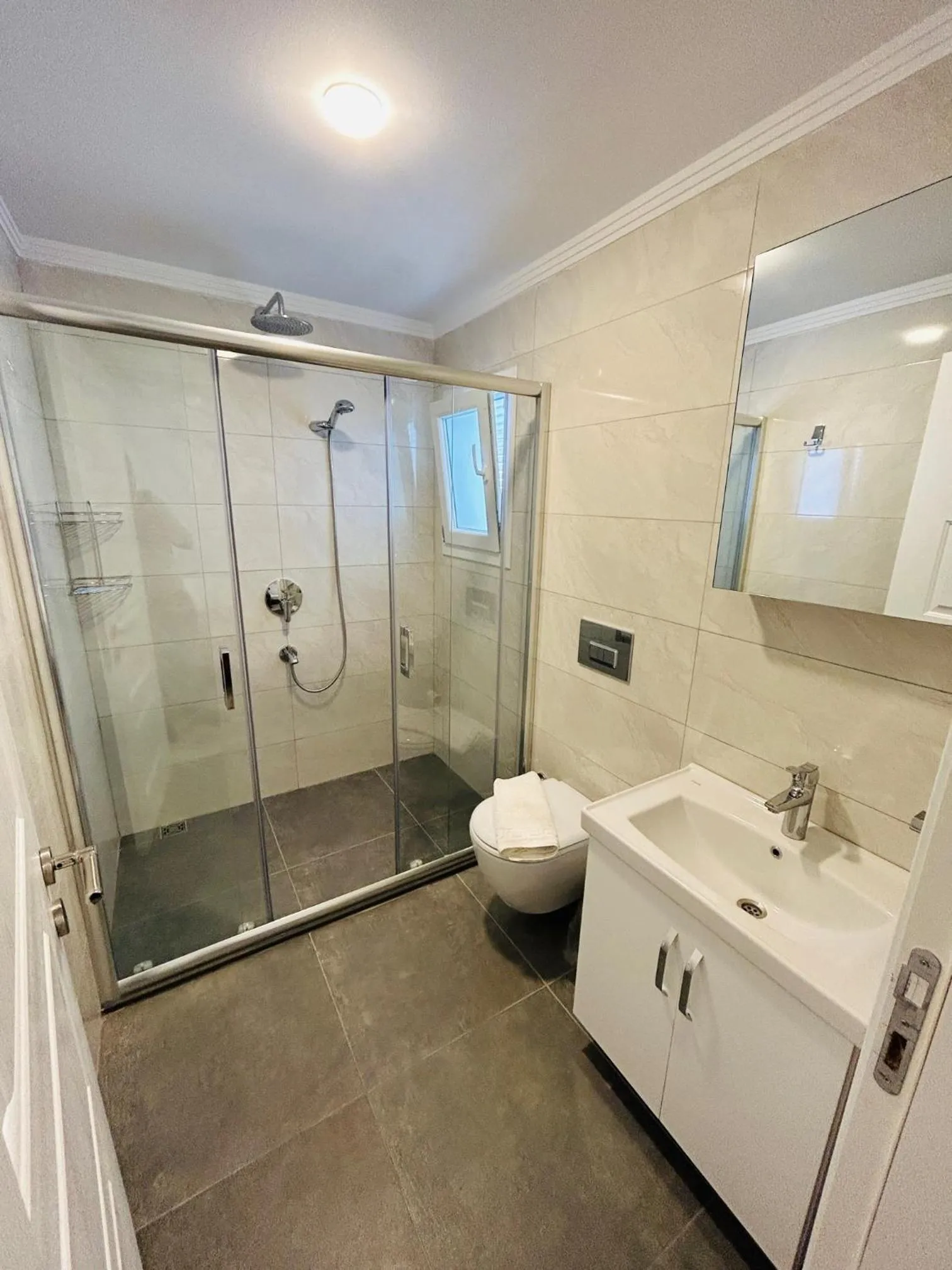 Shower in dekatria rooms&aparts