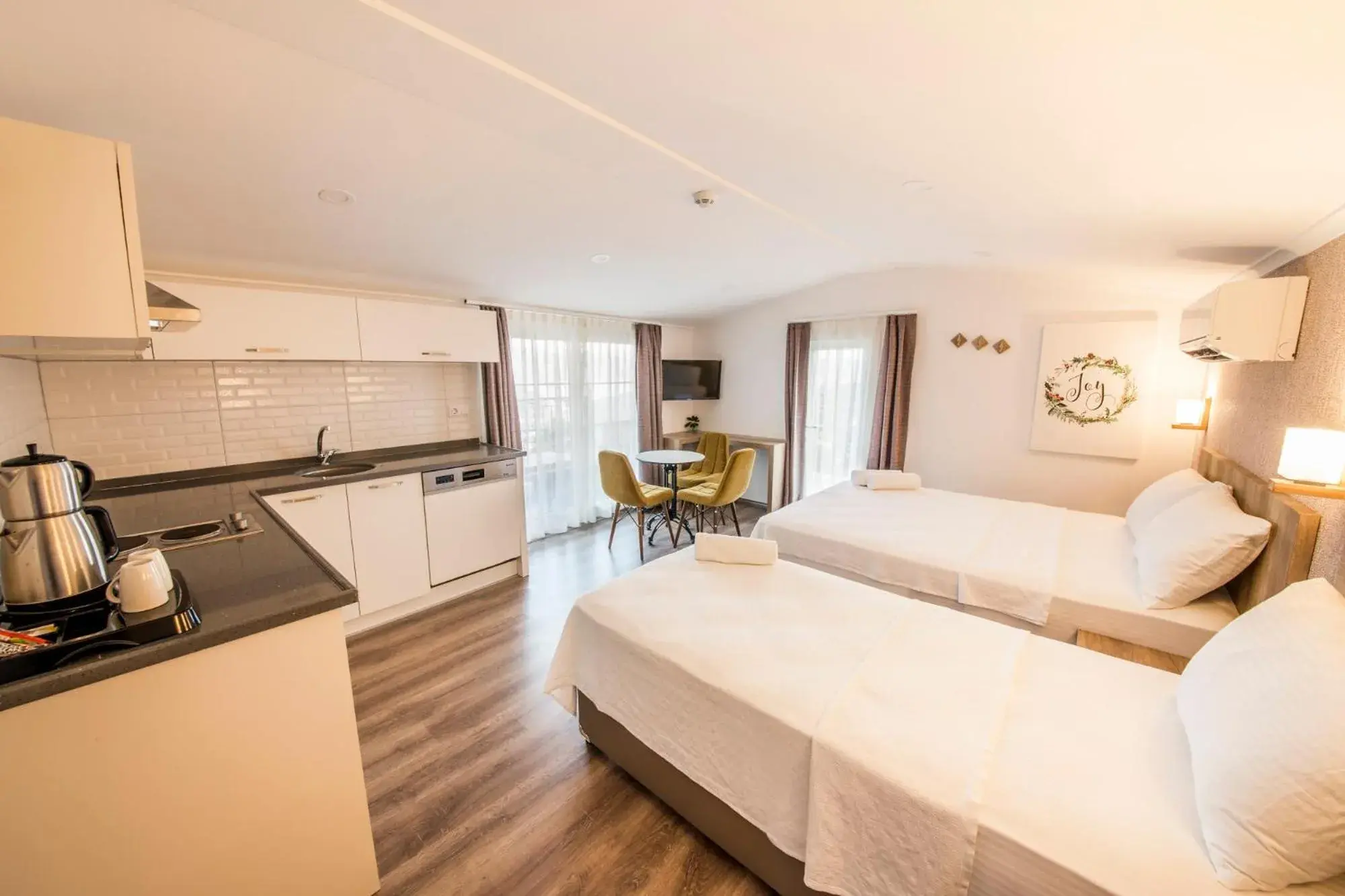 Kitchen or kitchenette, Bed in dekatria rooms&aparts Kitchen or kitchenette, Bed in dekatria rooms&aparts