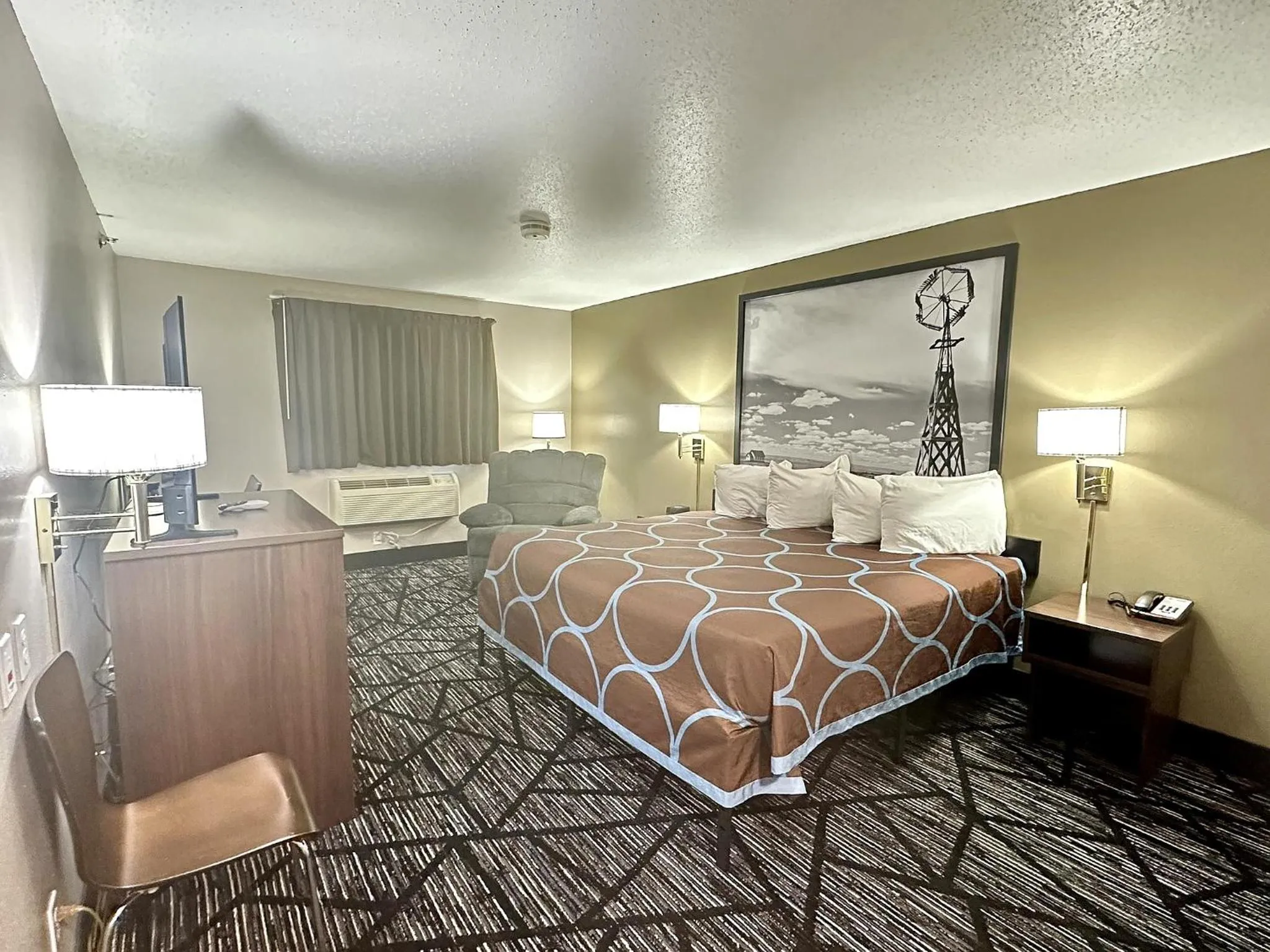 Bed in Super 8 by Wyndham Sisseton