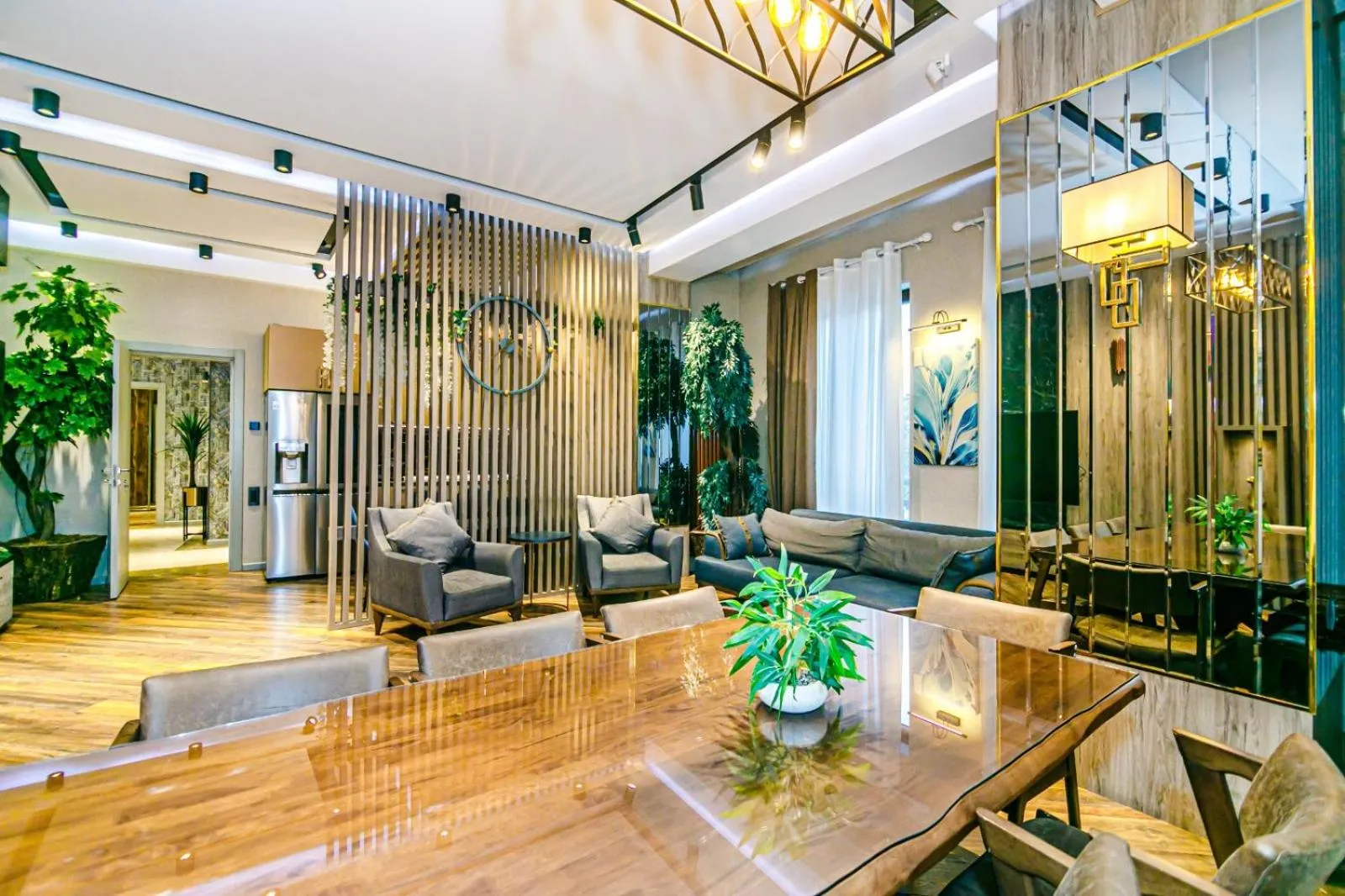 INDILA Luxury Apartment in Nizami street