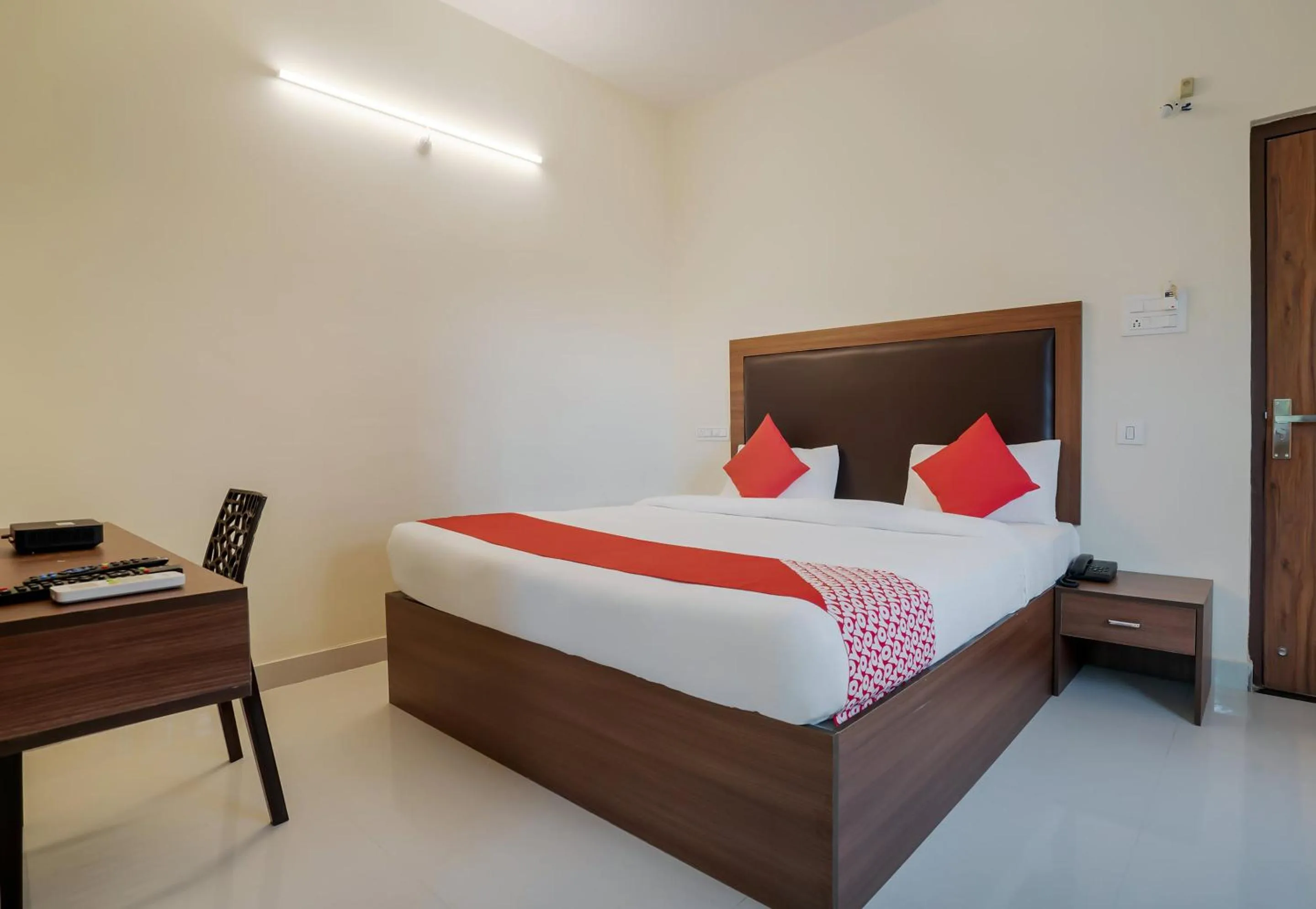 Bedroom, Bed in Super Hotel O Gokul Grand Near SR Nagar Police Station