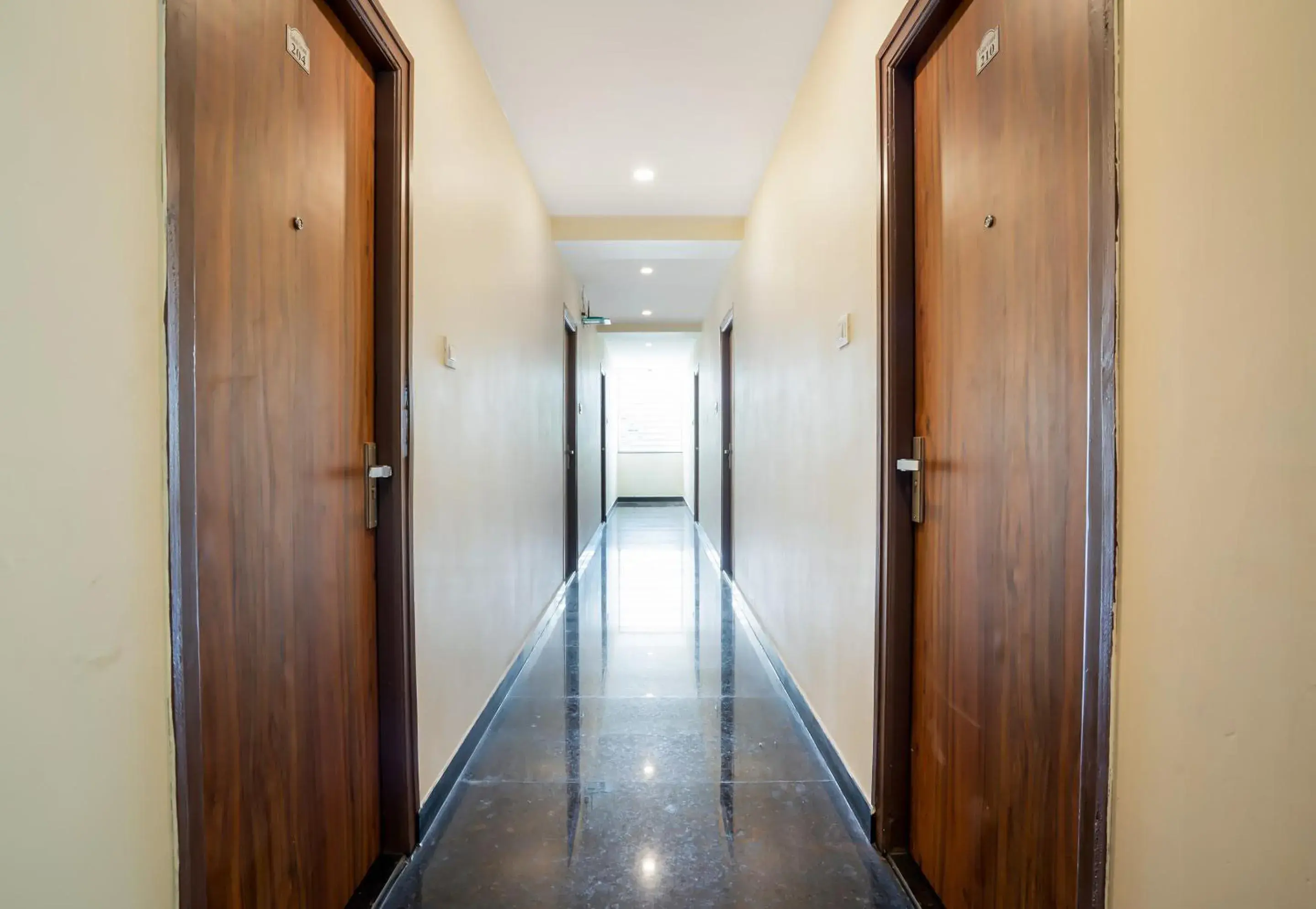 Lobby or reception in Super Hotel O Gokul Grand Near SR Nagar Police Station Lobby or reception in Super Hotel O Gokul Grand Near SR Nagar Police Station