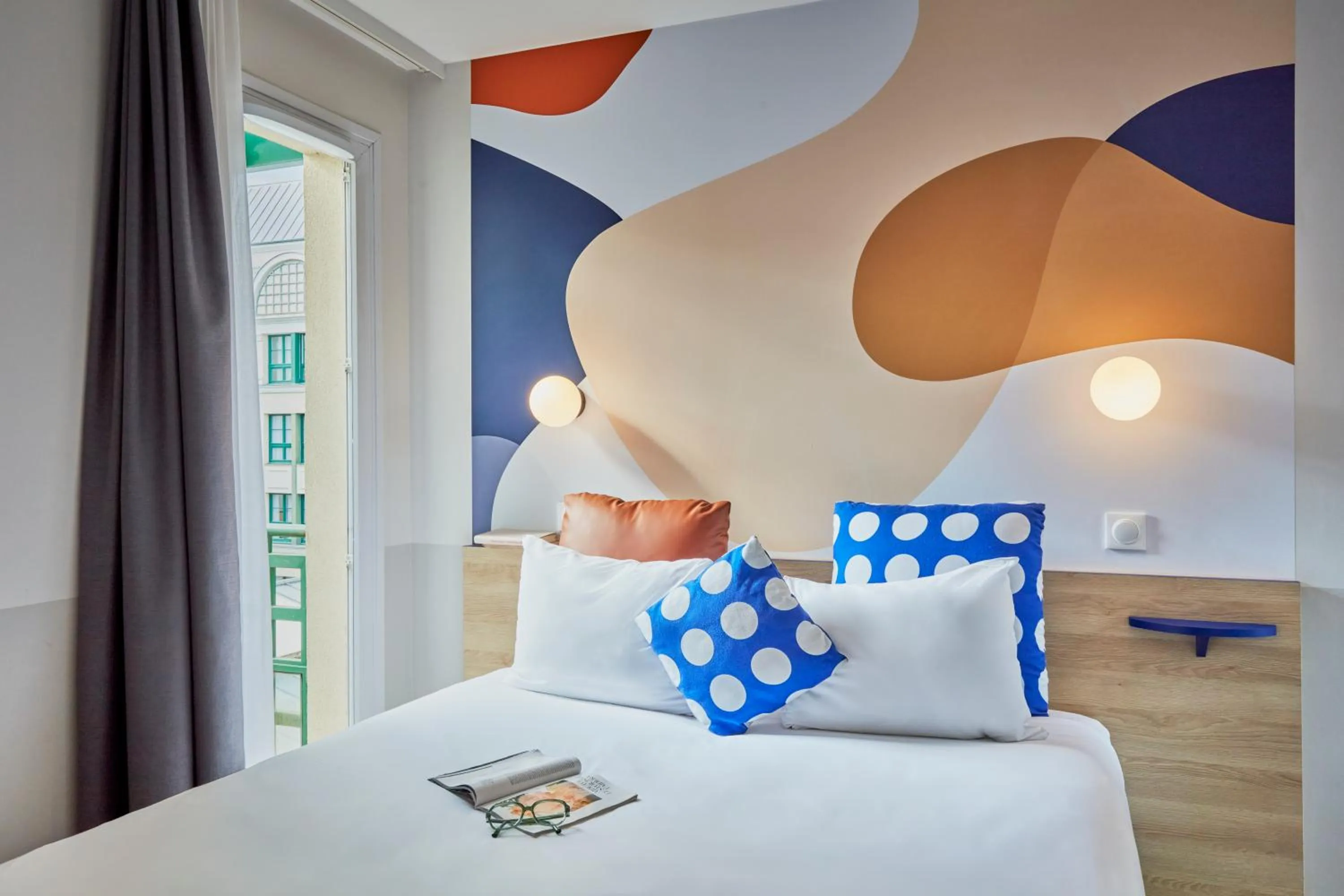 Bed in Aparthotel Adagio Val d'Europe près de Disneyland Paris