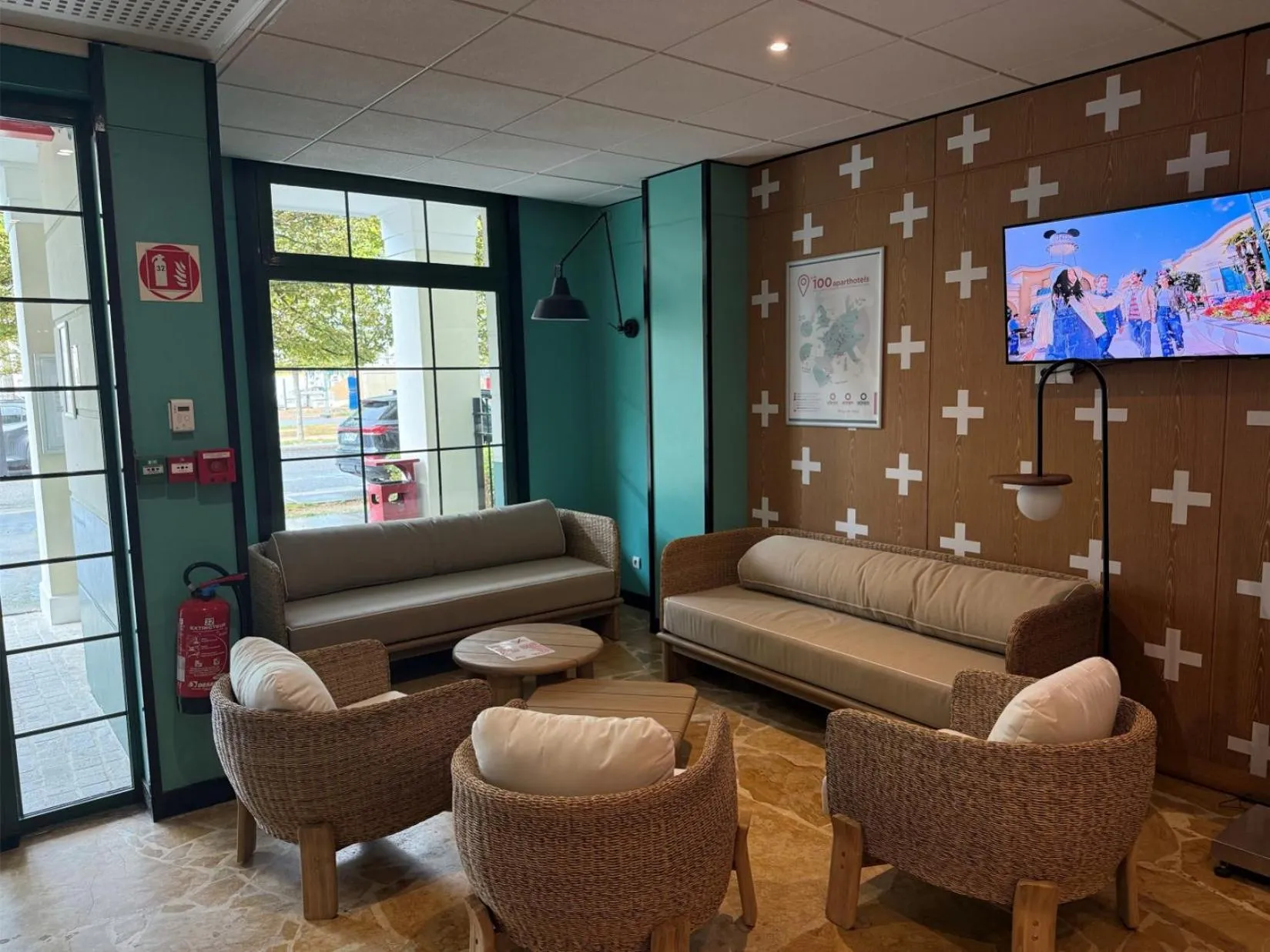 Property building in Aparthotel Adagio Val d'Europe près de Disneyland Paris