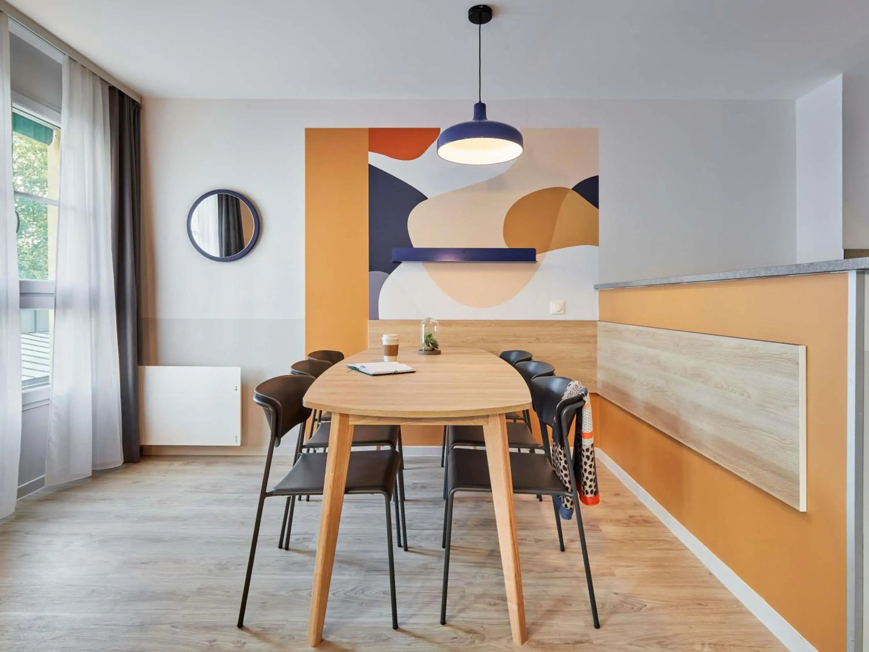 Bedroom in Aparthotel Adagio Val d'Europe près de Disneyland Paris Bedroom in Aparthotel Adagio Val d'Europe près de Disneyland Paris