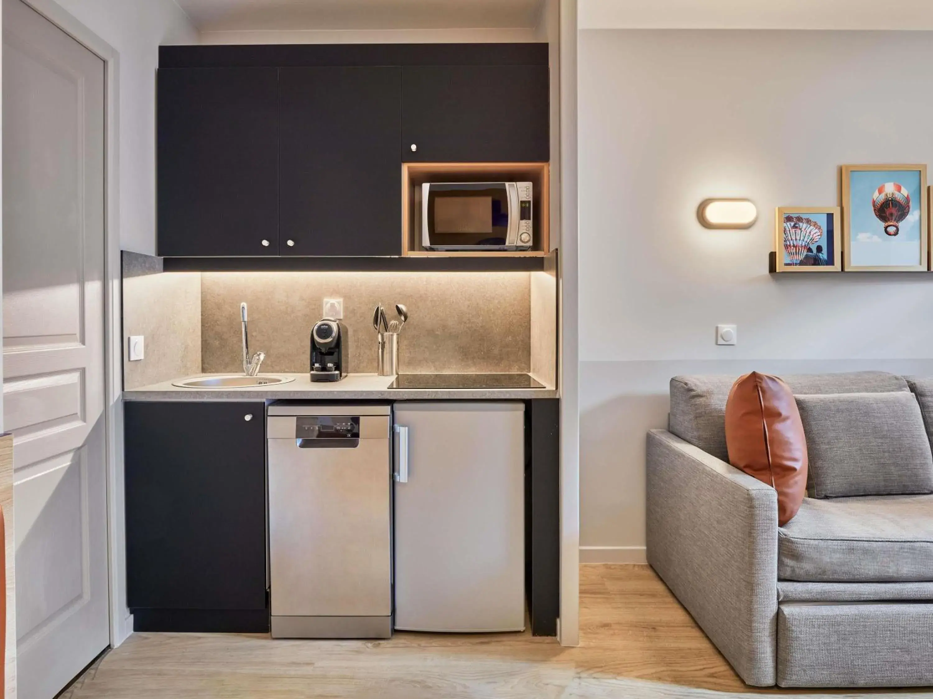 Studio (3 Adults) in Aparthotel Adagio Val d'Europe près de Disneyland Paris Studio (3 Adults) in Aparthotel Adagio Val d'Europe près de Disneyland Paris