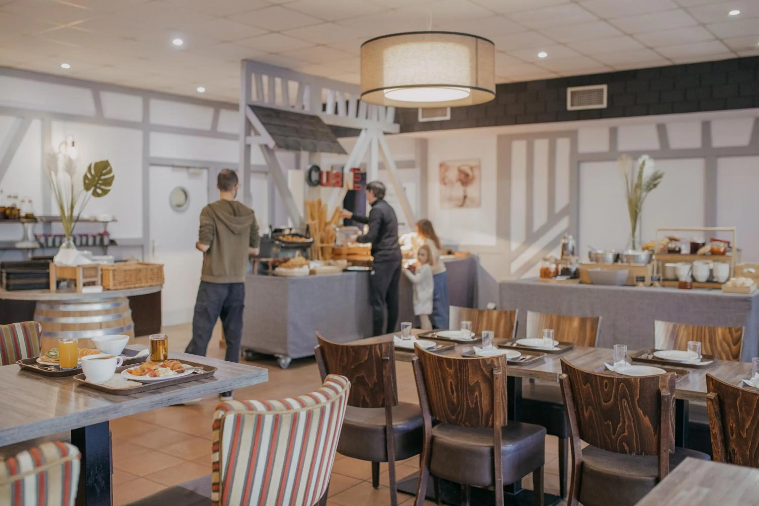 Restaurant/places to eat in Village Pierre & Vacances Normandy Garden