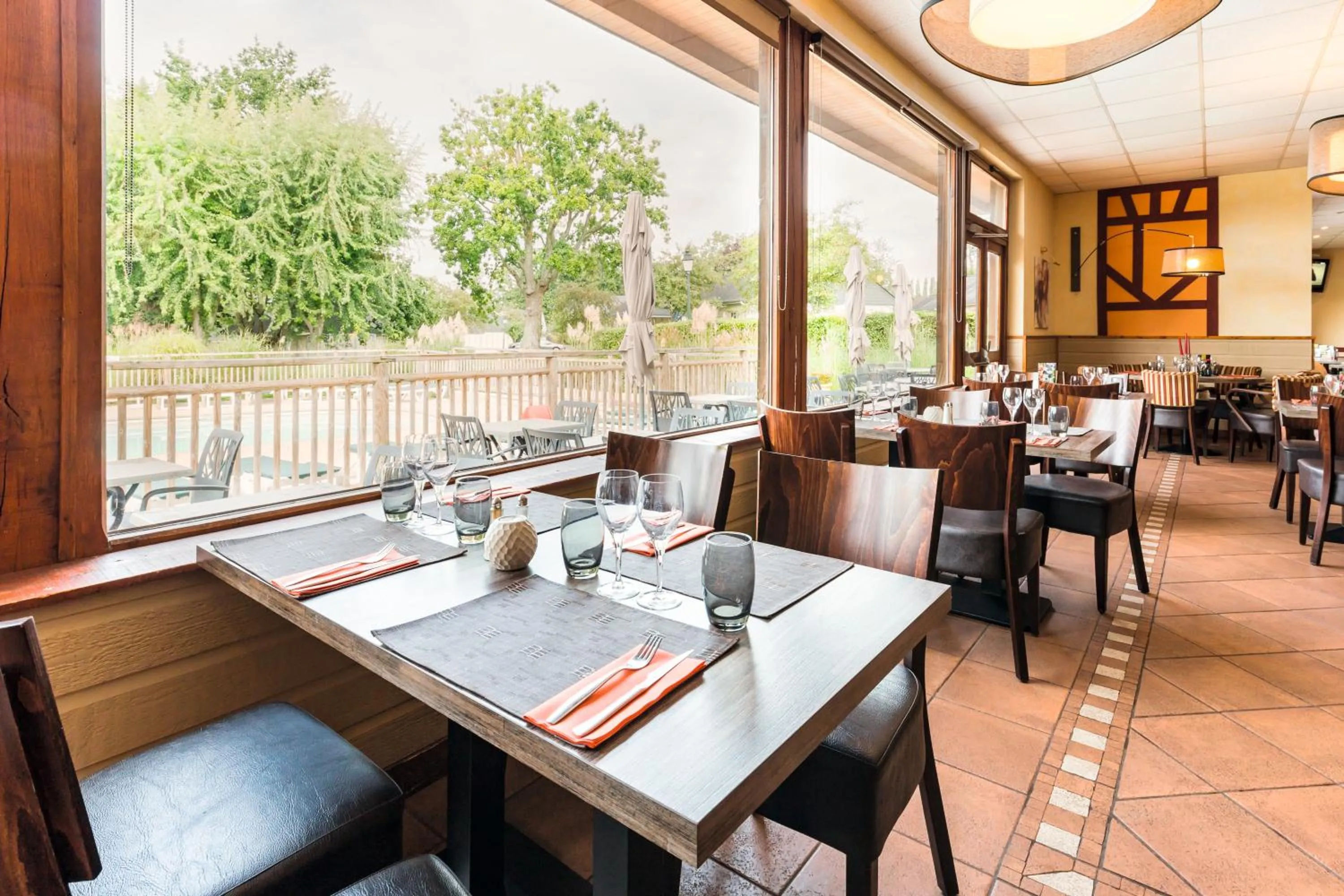 Restaurant/places to eat in Village Pierre & Vacances Normandy Garden