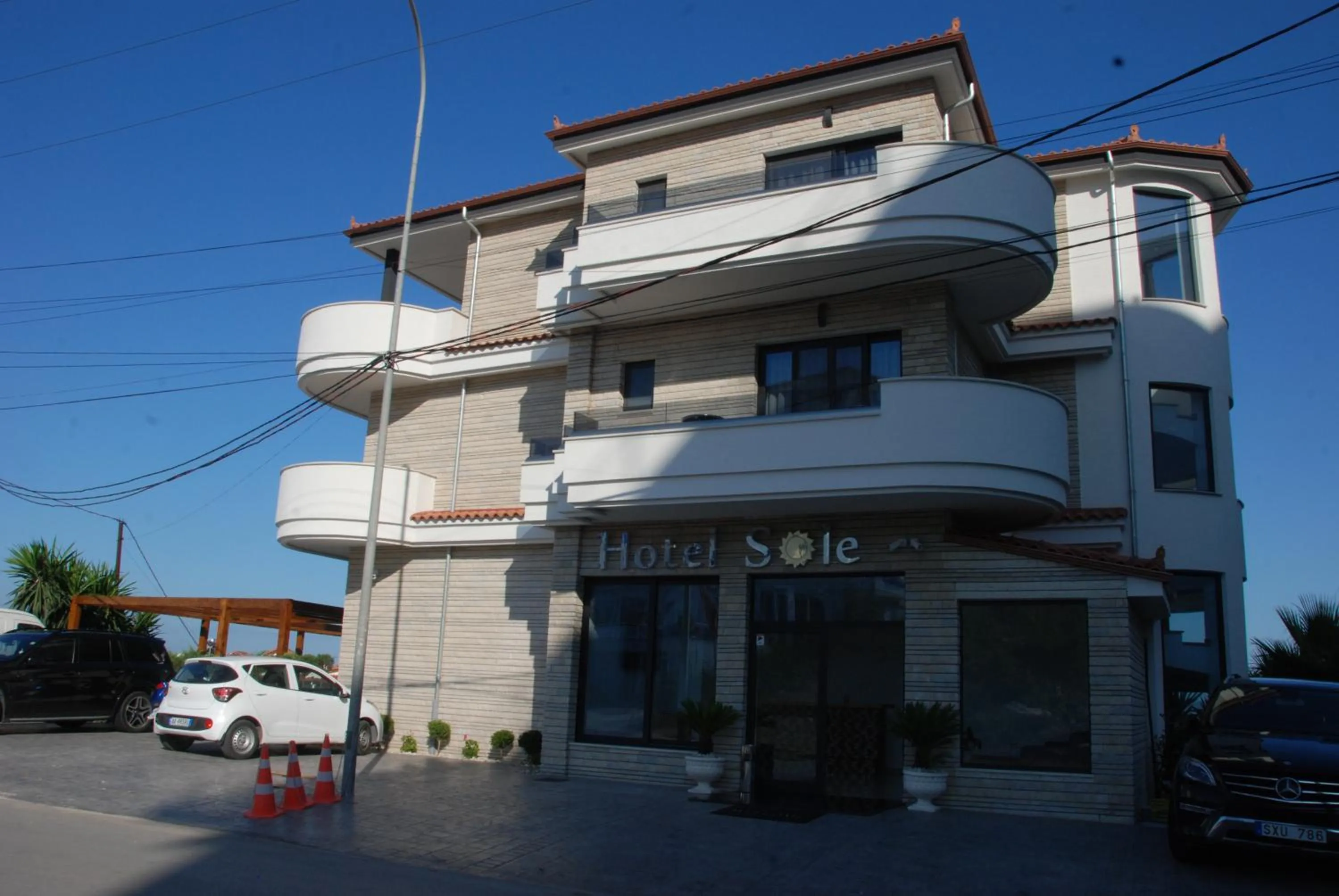 Facade/entrance in Hotel Sole