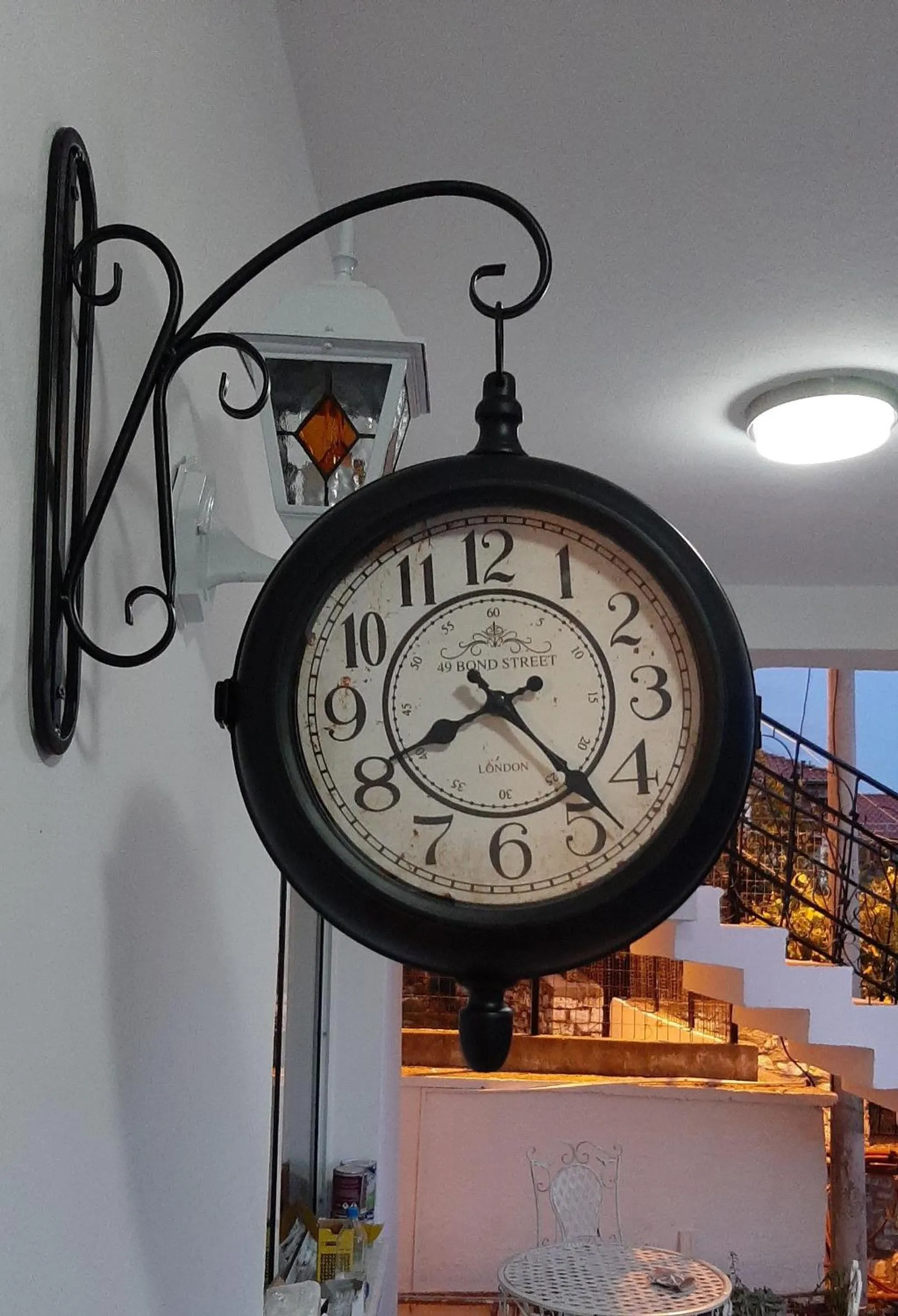 Decorative detail in HOTEL VILA TWIX