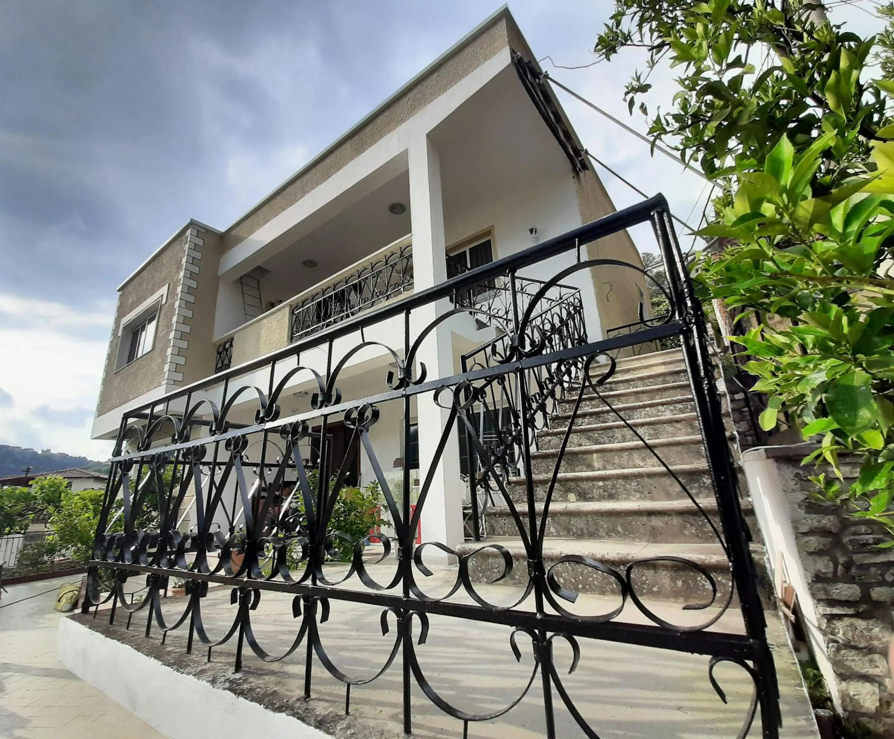 Facade/entrance in HOTEL VILA TWIX