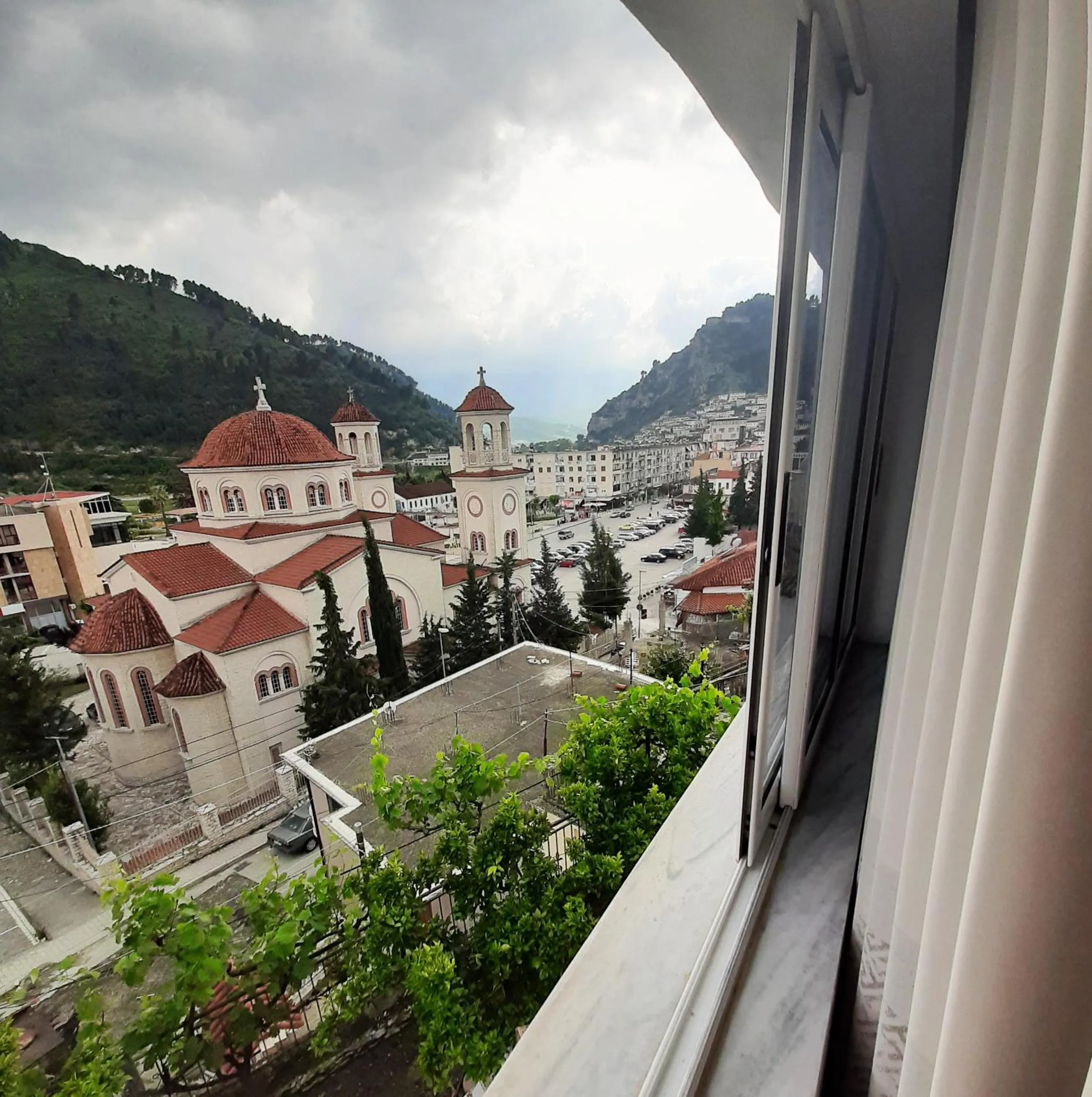 Day in HOTEL VILA TWIX