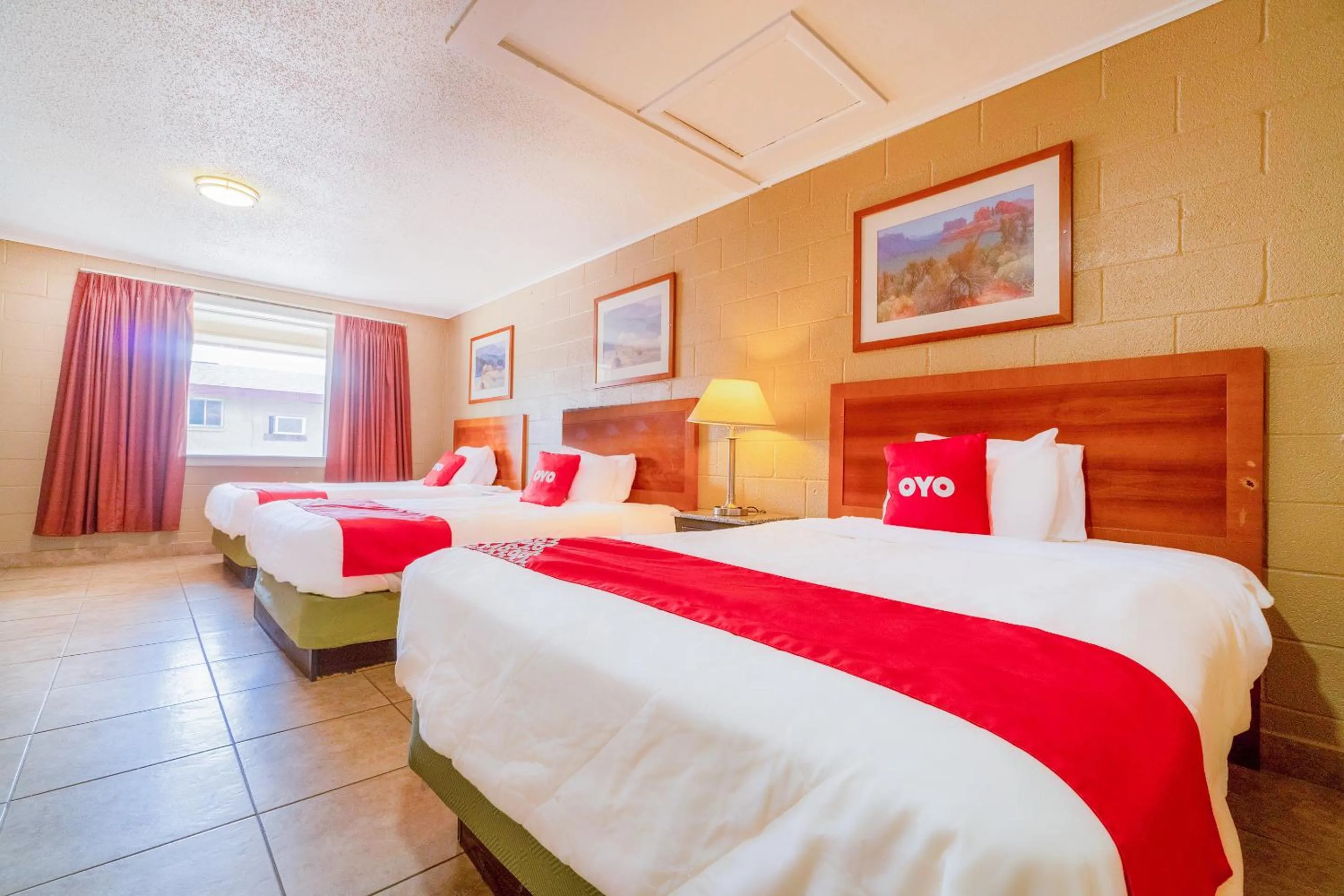 Bedroom in Capital O Hotel Beeville -US 181