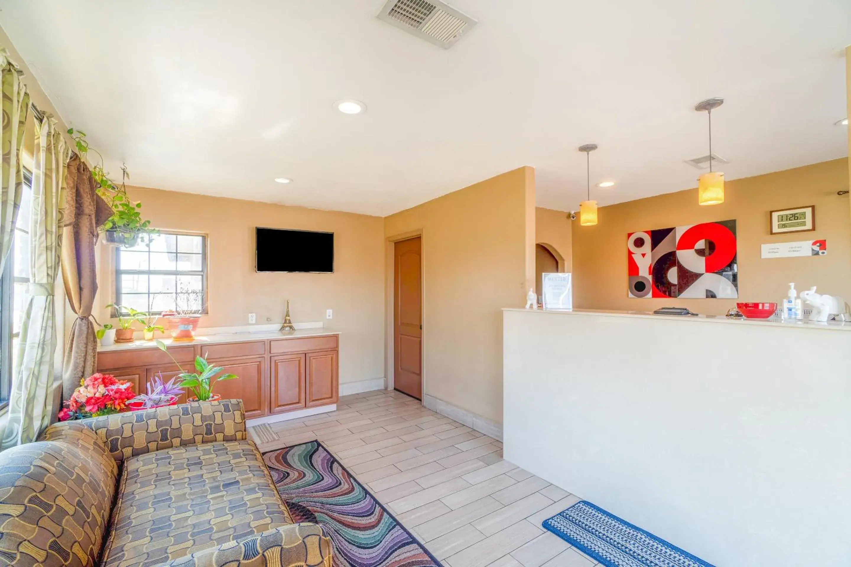 Lobby or reception in Capital O Hotel Beeville -US 181 Lobby or reception in Capital O Hotel Beeville -US 181