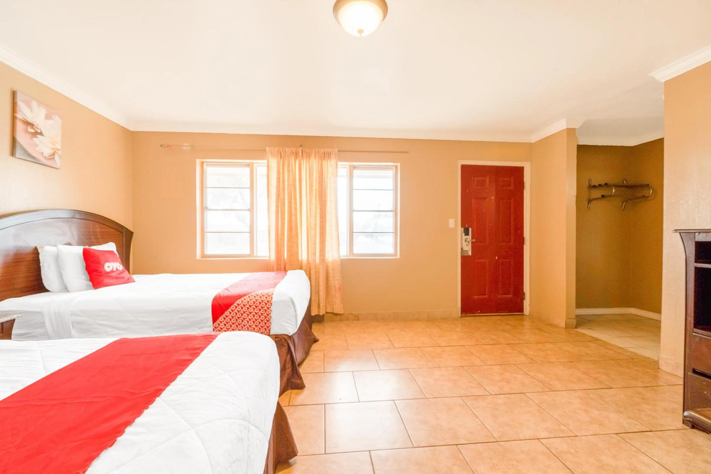 Bedroom in Capital O Hotel Beeville -US 181