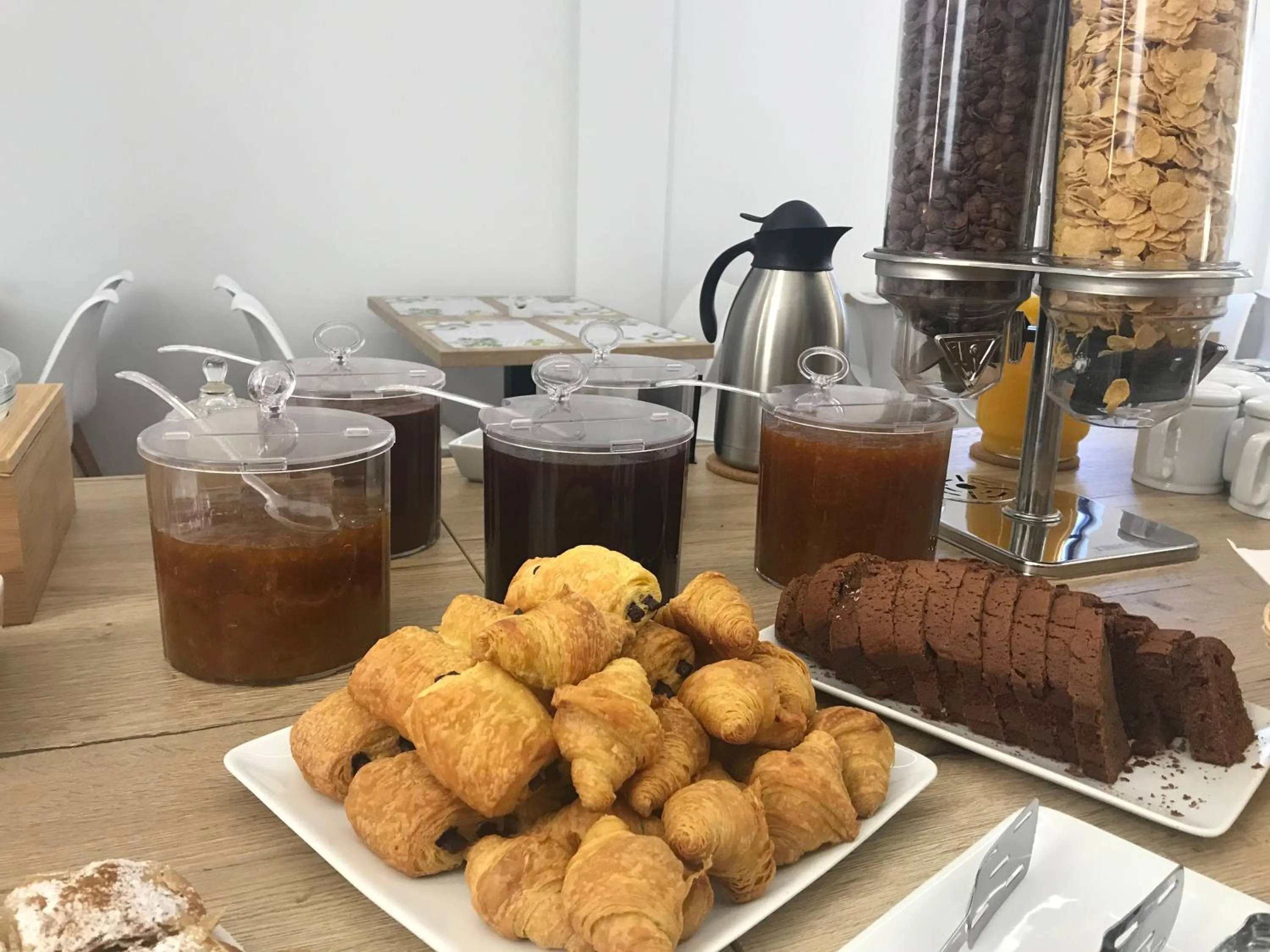 Food and drinks in Avra Nafpliou