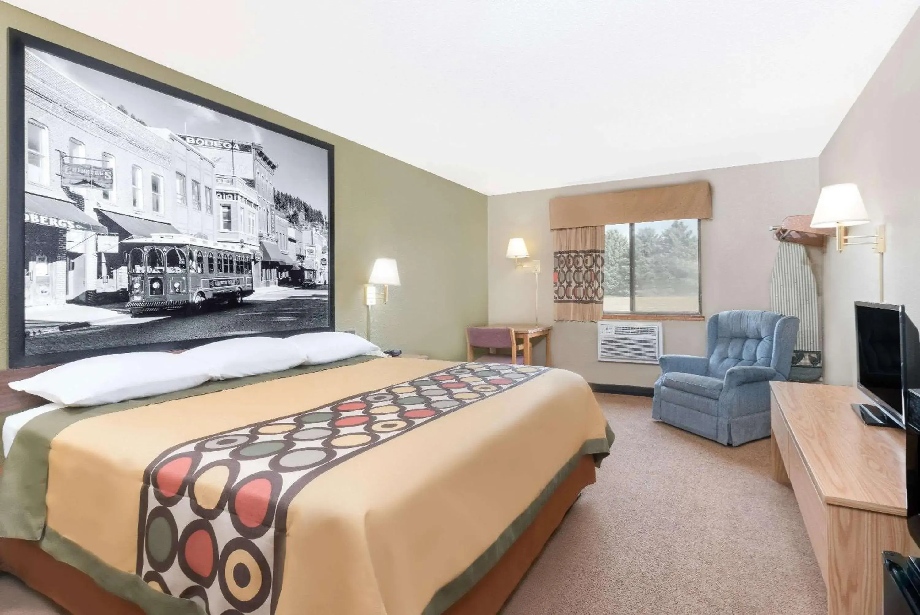 Photo of the whole room, Bed in Super 8 by Wyndham Winner SD Photo of the whole room, Bed in Super 8 by Wyndham Winner SD