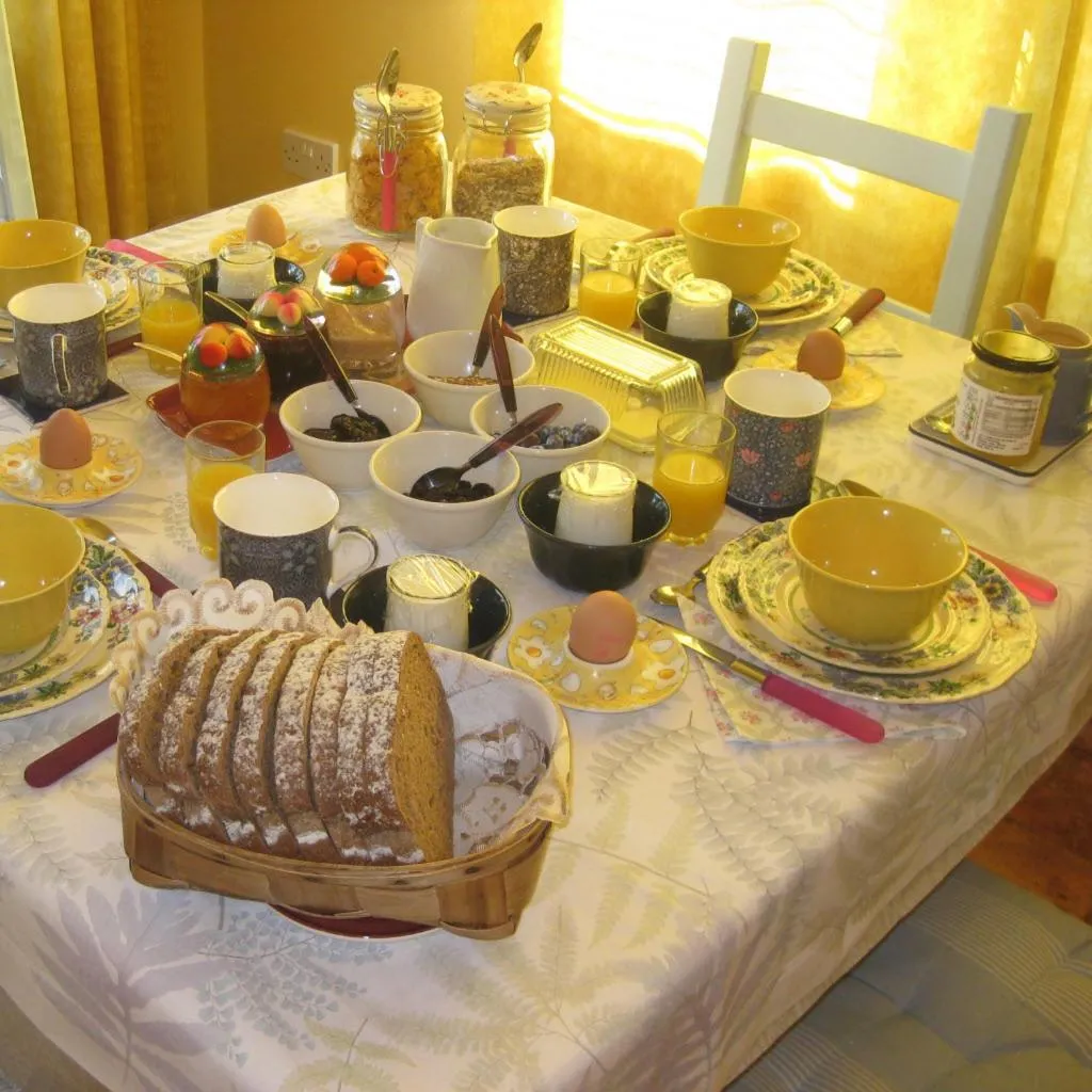 Breakfast in Sunflower Bed & Breakfast