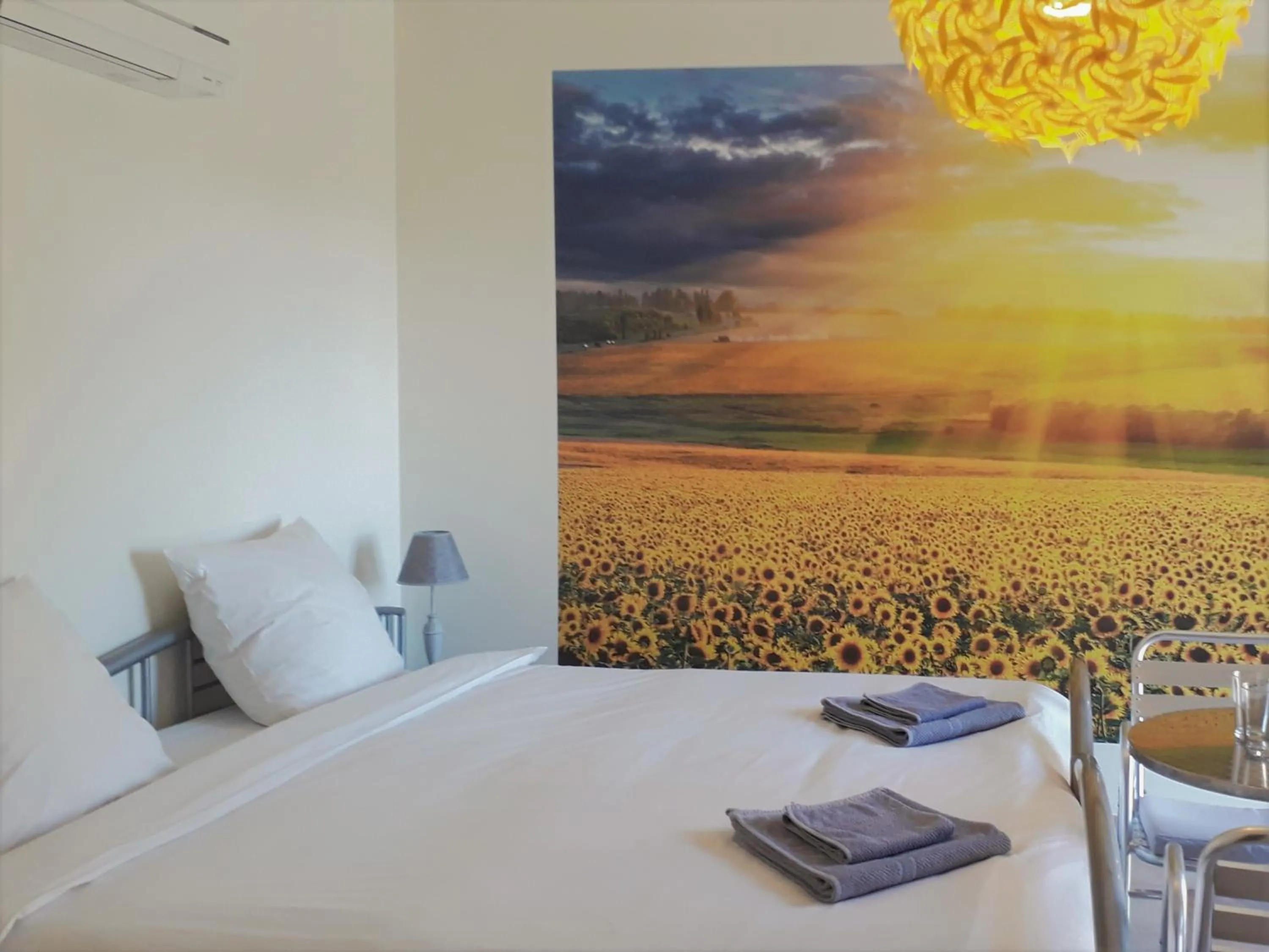 Bedroom in Rêve du VerDHon