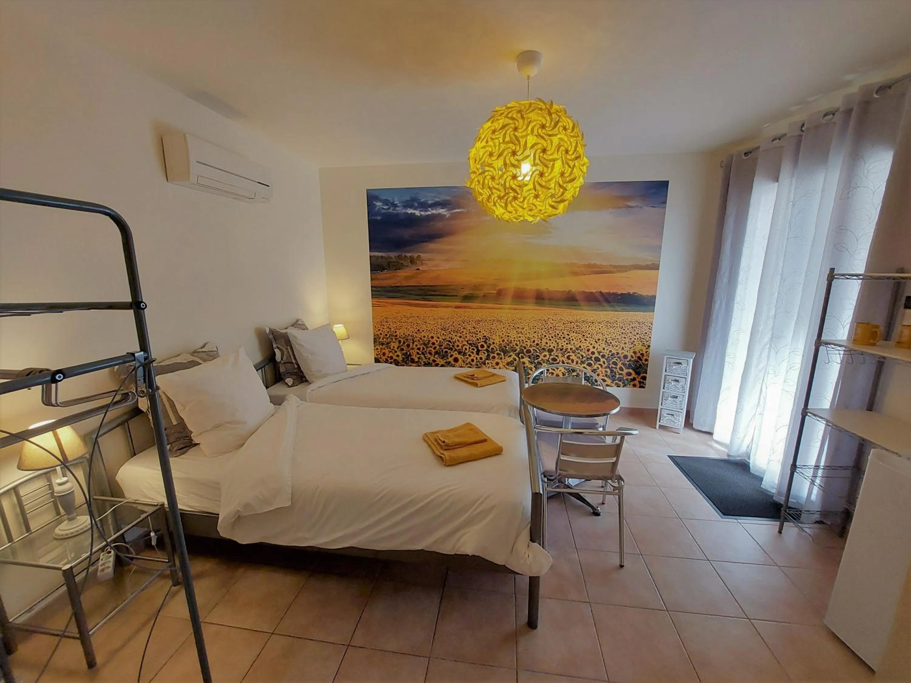 Bedroom, Bed in Rêve du VerDHon