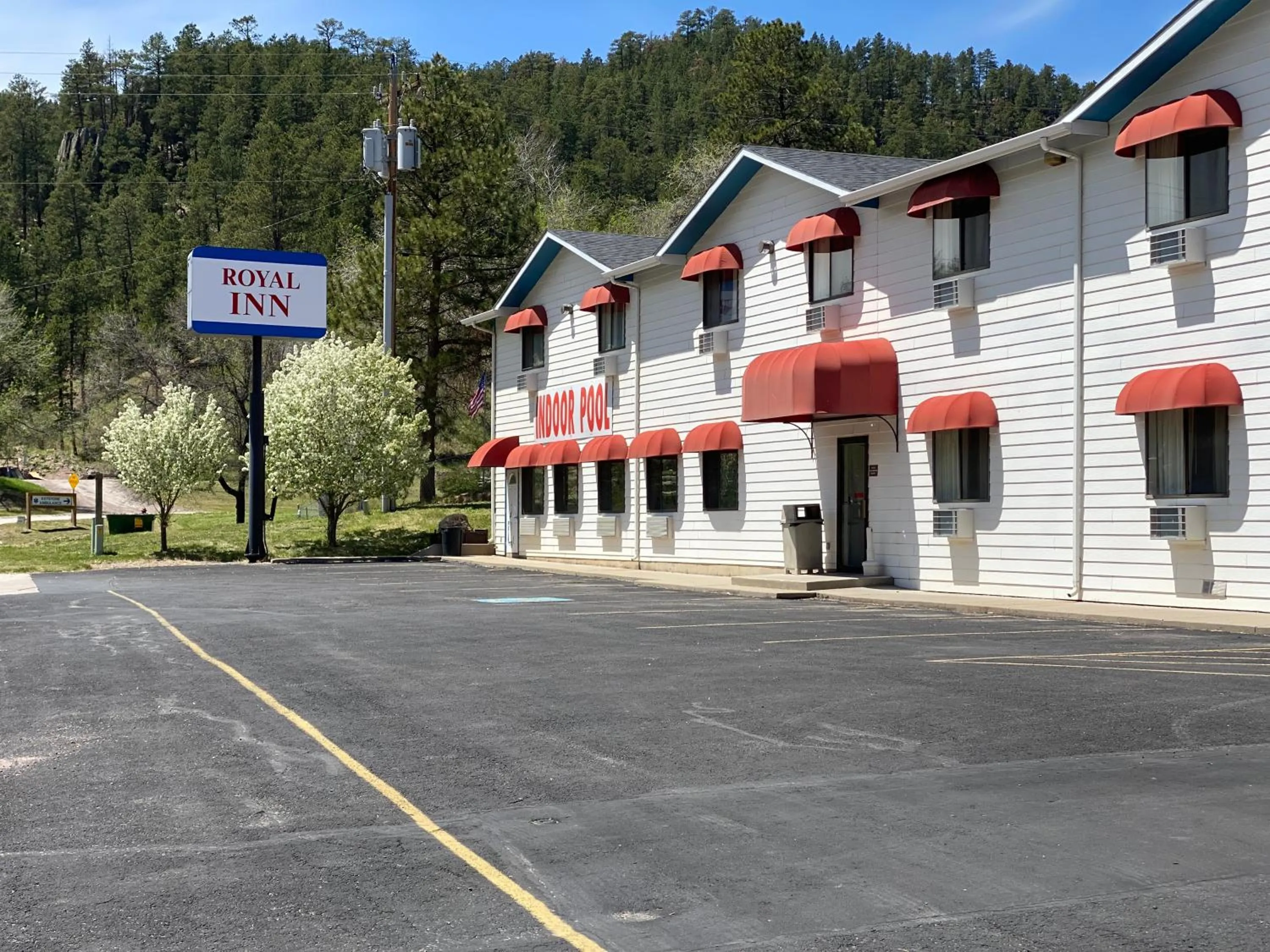 Property building in Royal Inn Keystone