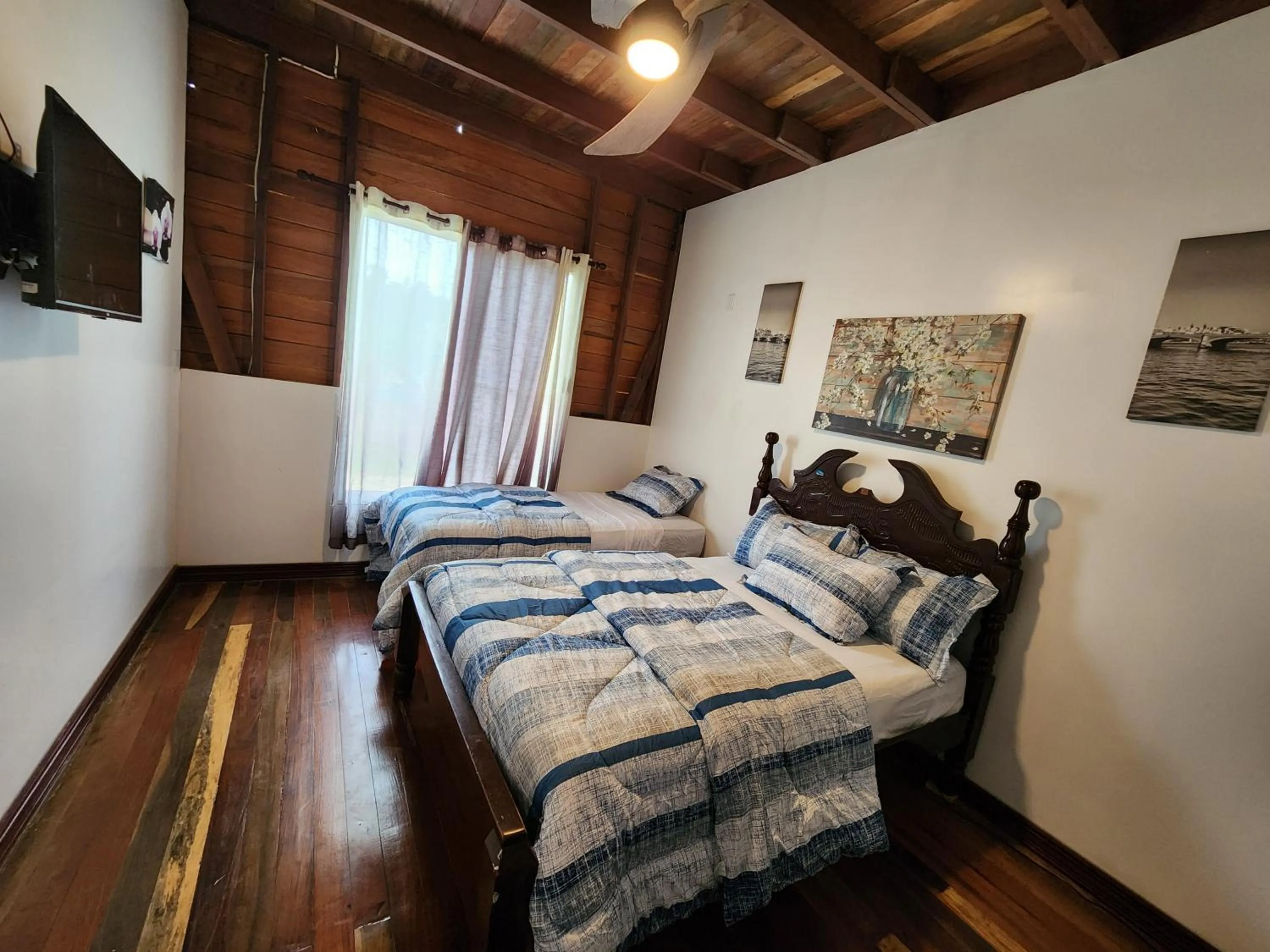 Bed in Seaside Chateau Resort