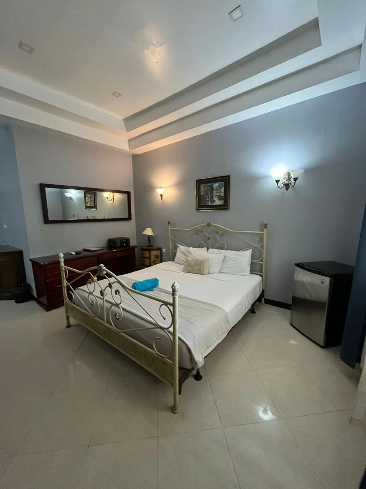 Bed in Seaside Chateau Resort